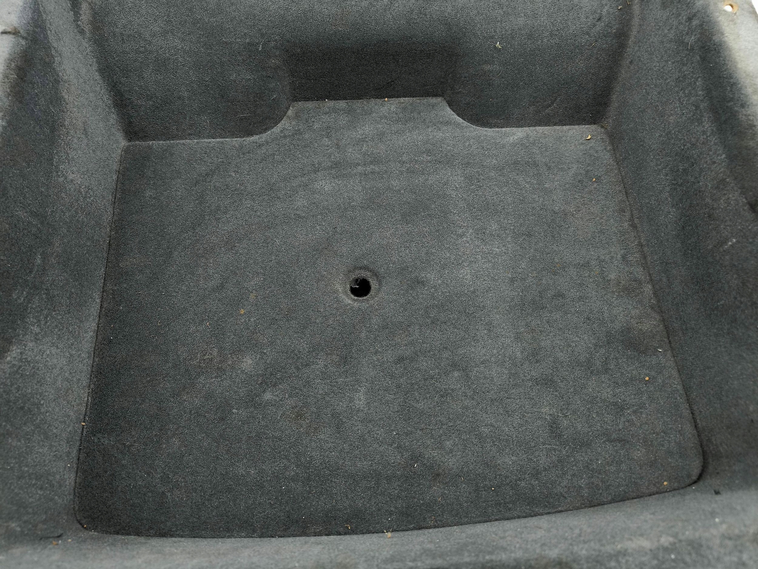 MASERATI QUATTROPORTE 2005 багажника