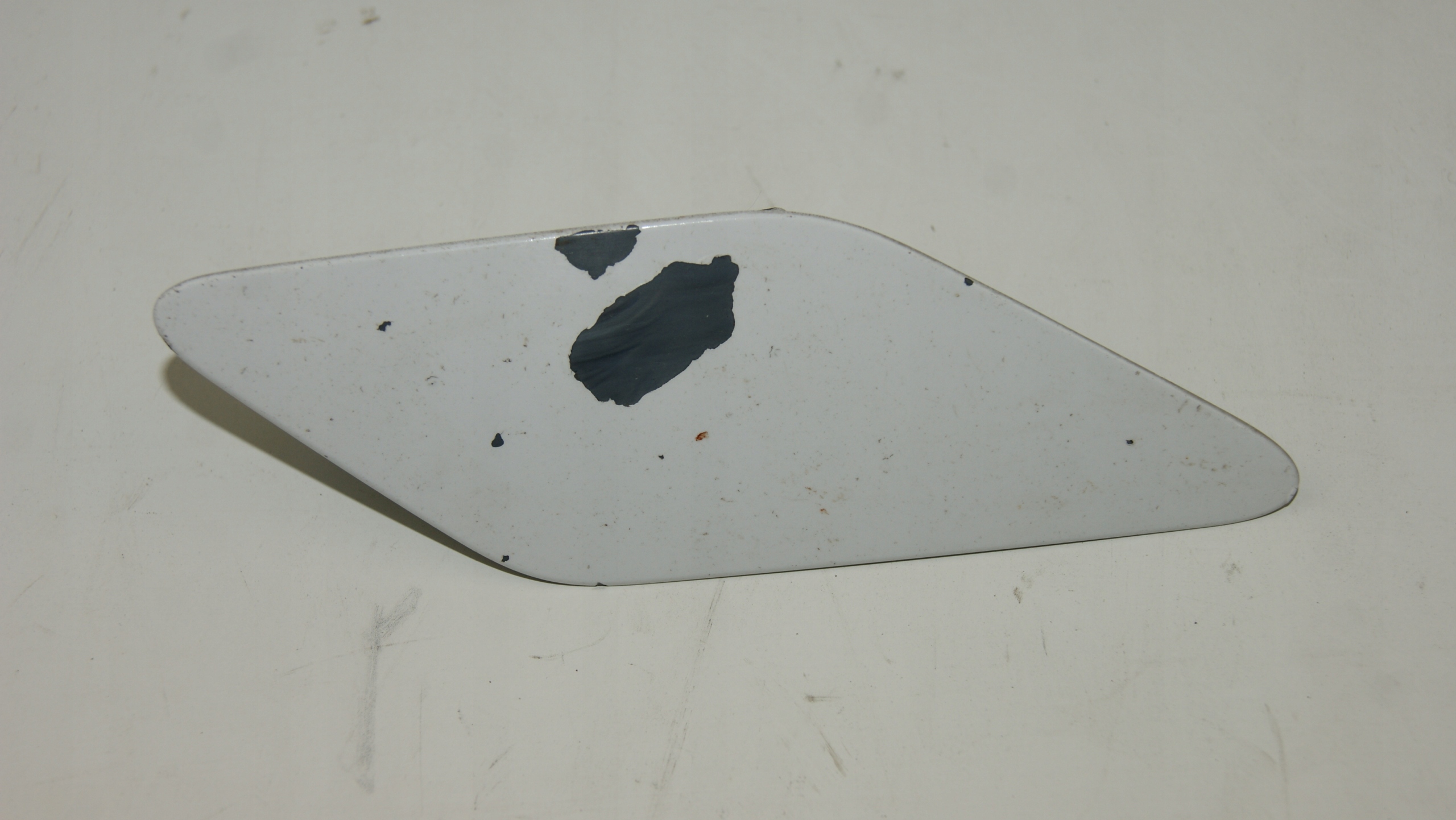 ПРАВАЯ КРЫШКА ФОРСУНКИ ОМЫВАТЕЛЯ ФАРЫ OCTAVIA 4 IV 2020-