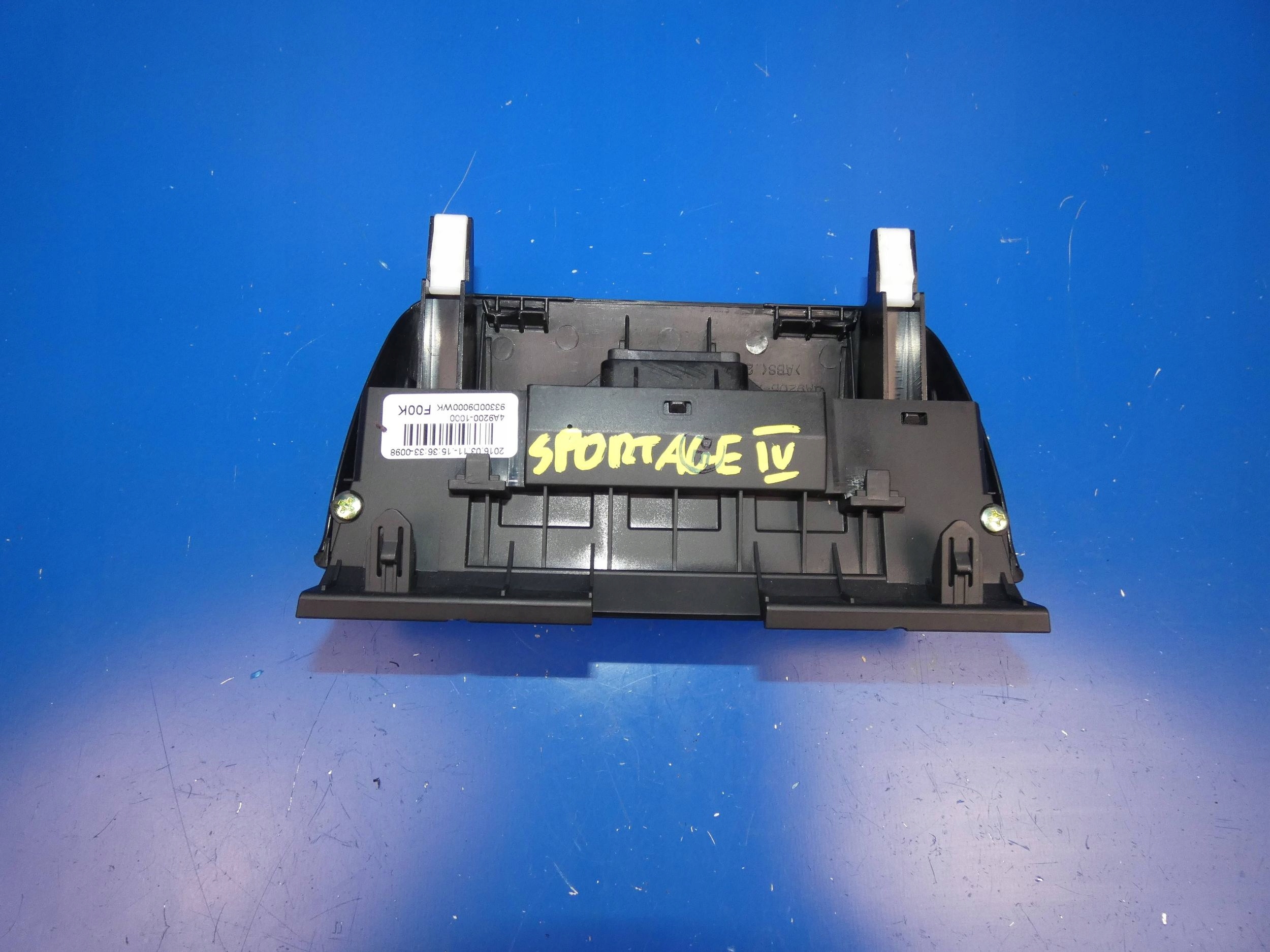 KIA SPORTAGE IV 4 2016- PANEL switch GRZANIA seats