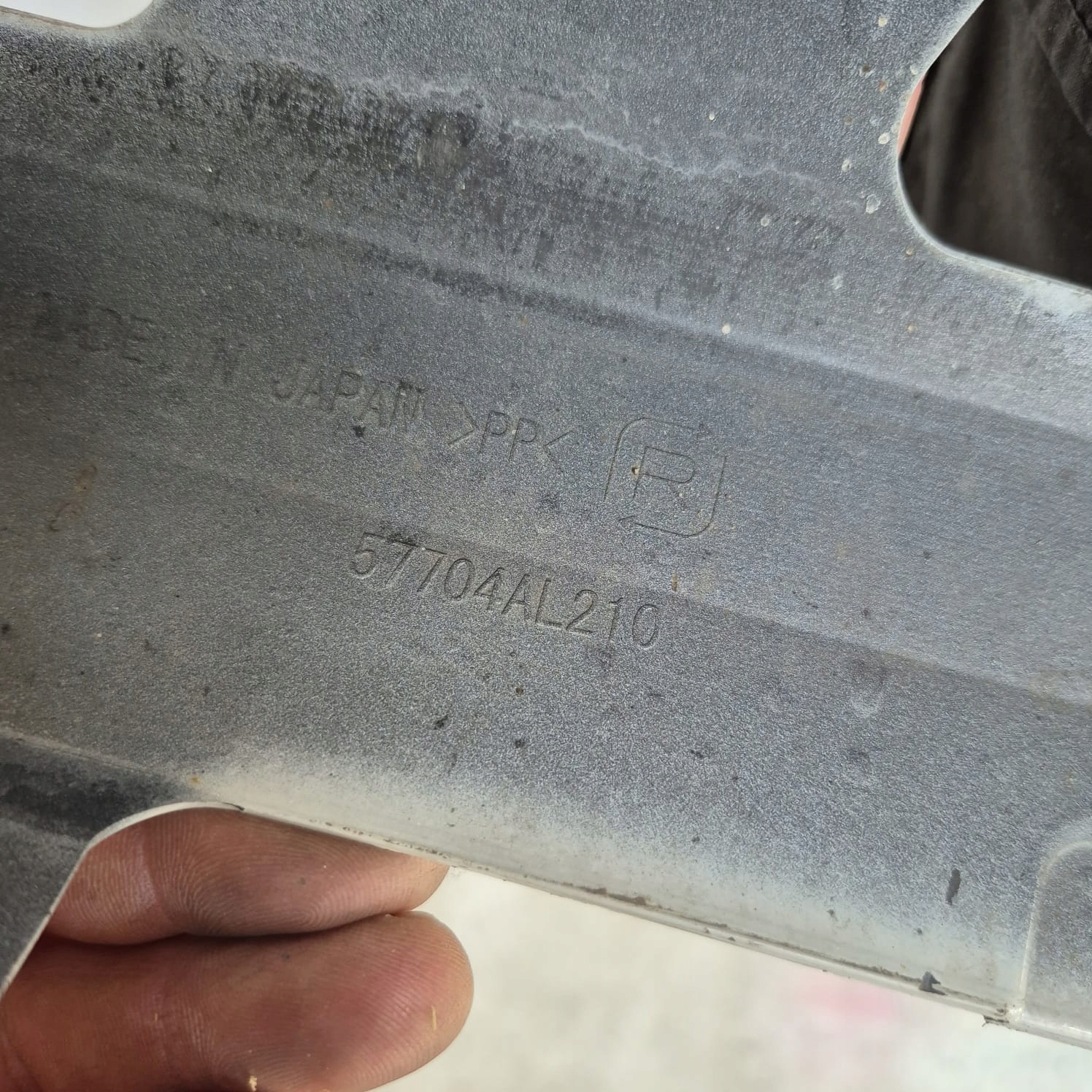 SUBARU OUTBACK V 5 LIFT 18-19 bumper front front washer
