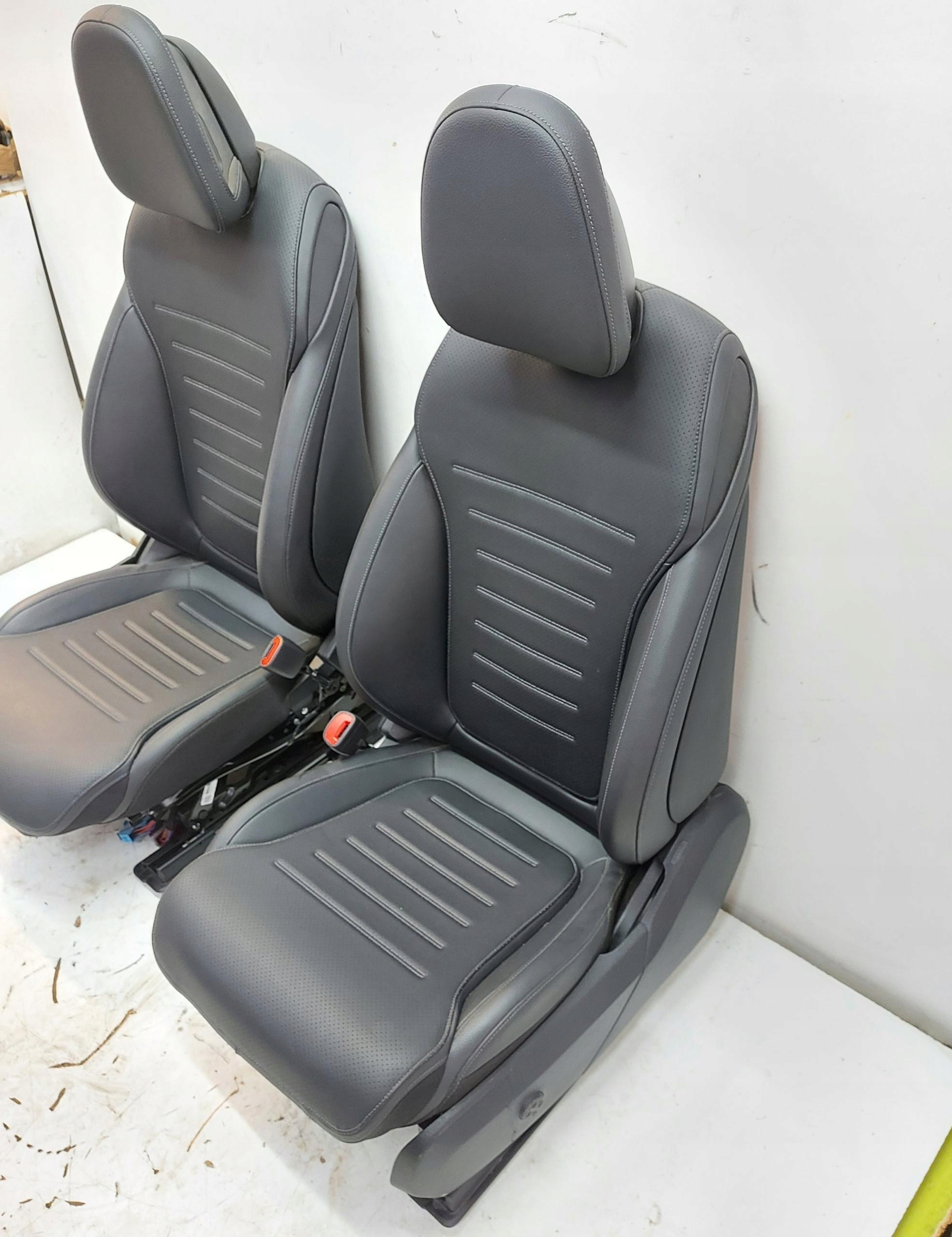 Mercedes W254 GLC 220d KANAPY seats front rear part KPL