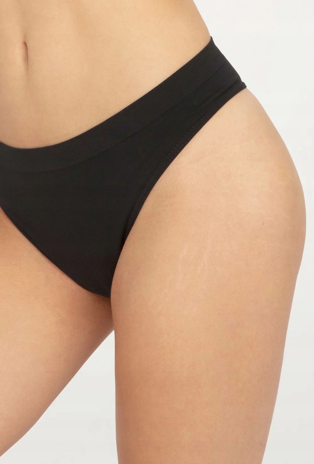 Stringi Lili String Gatta, bezszwowe, czarne, S Model Lili