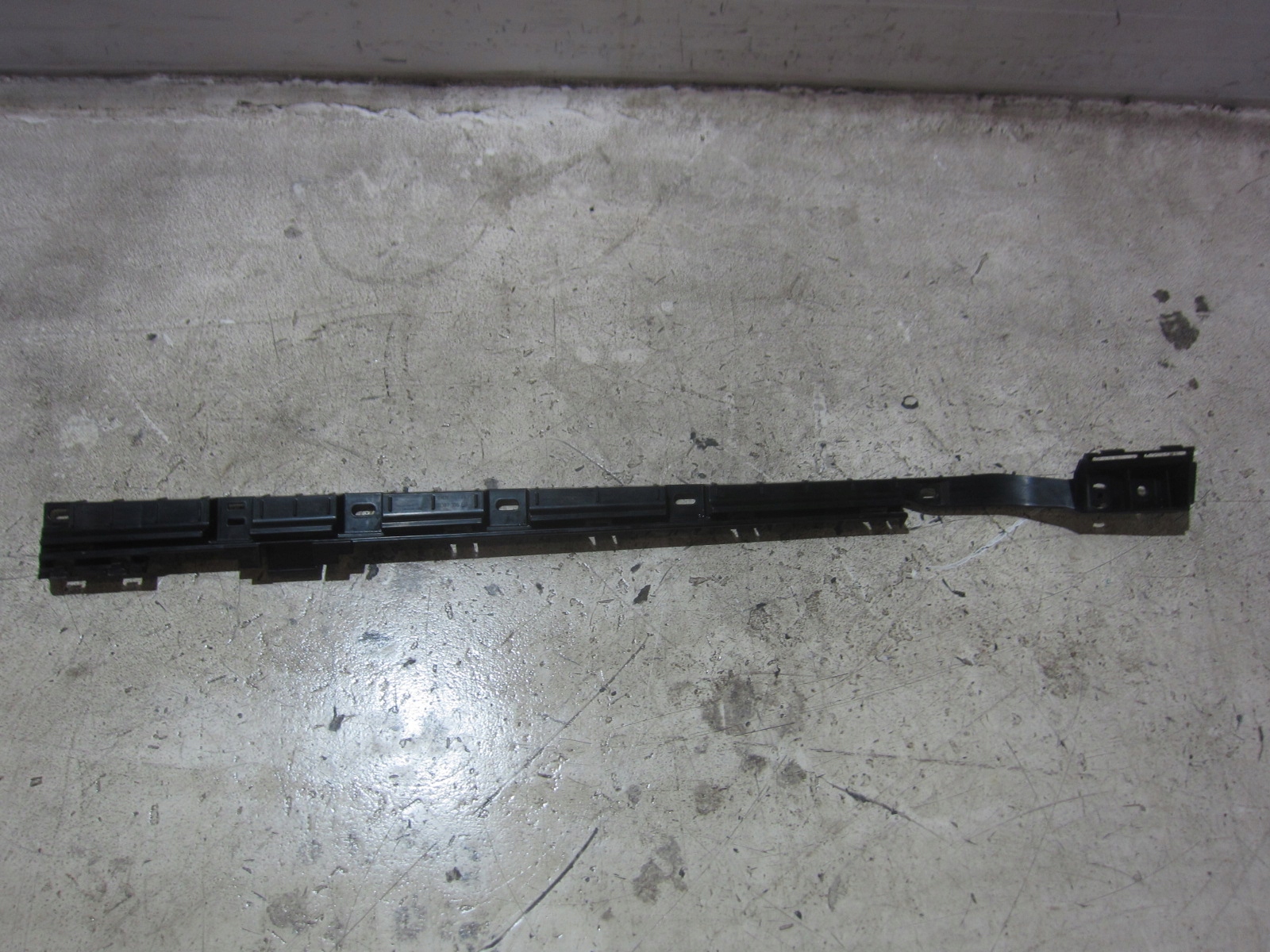 BMW F02 bracket console holder support of the threshold left side 51777187101