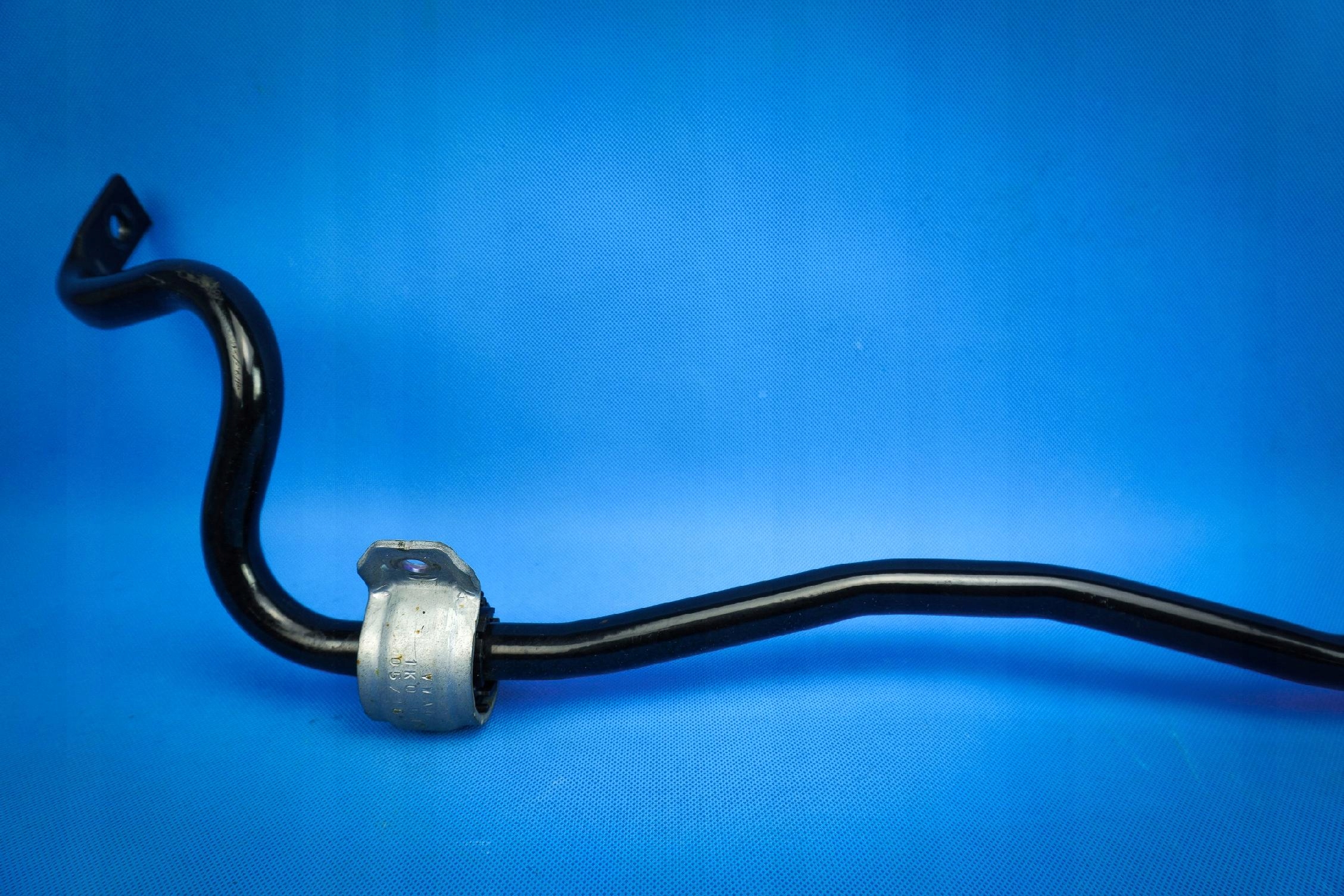 stabilizátor tyčka Audi A6 A7 4G Q5 8R 4G0511305G
