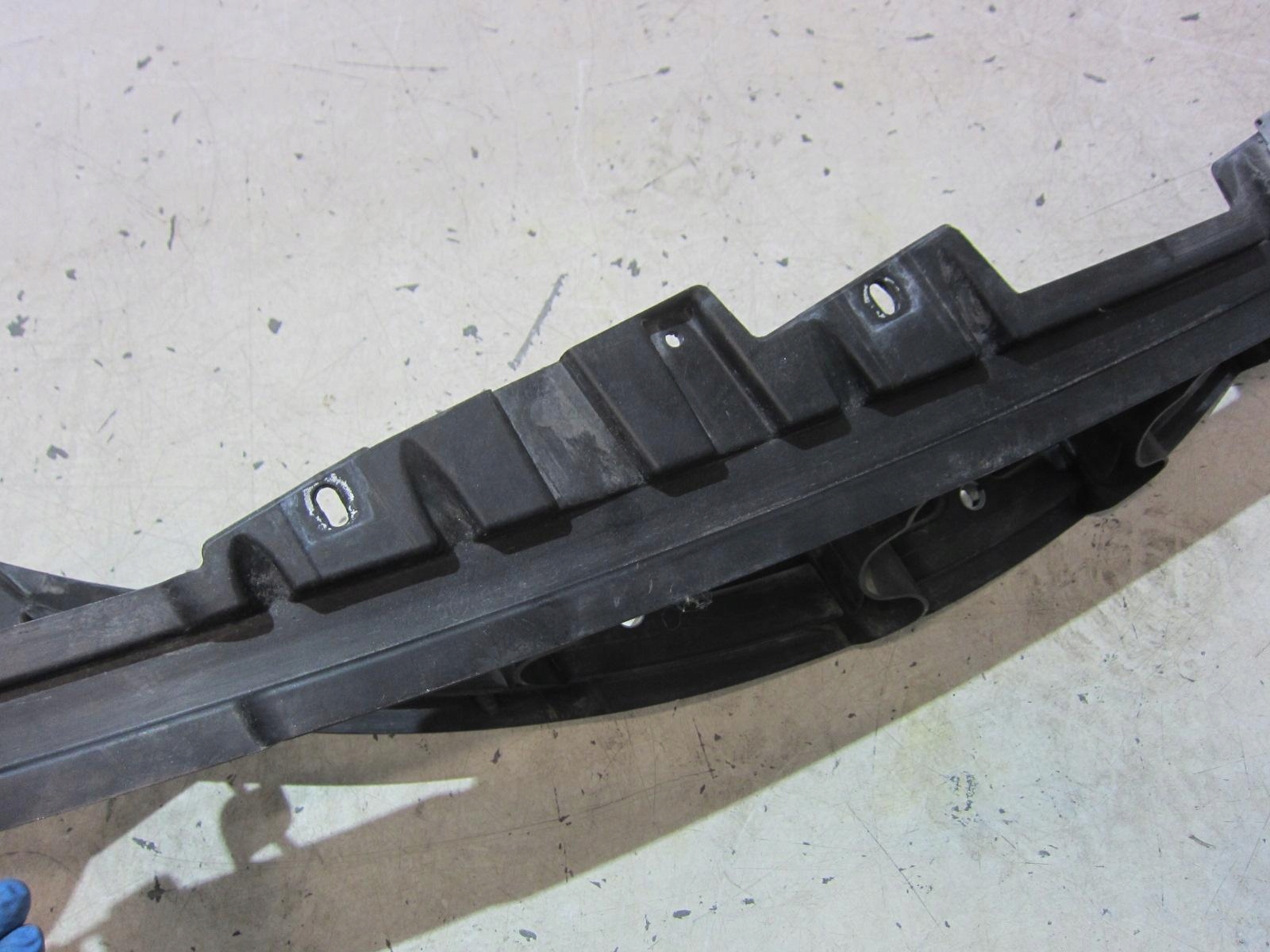 BMW X5 E70 E71 X6 Support Aile Gauche Avant Support plaque Console 51657157989