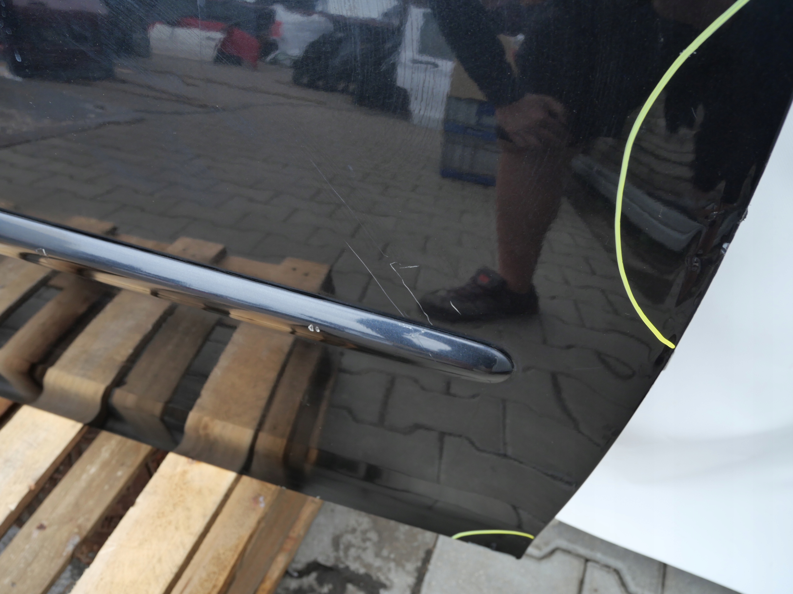 VW GOLF V dveře pravé předek