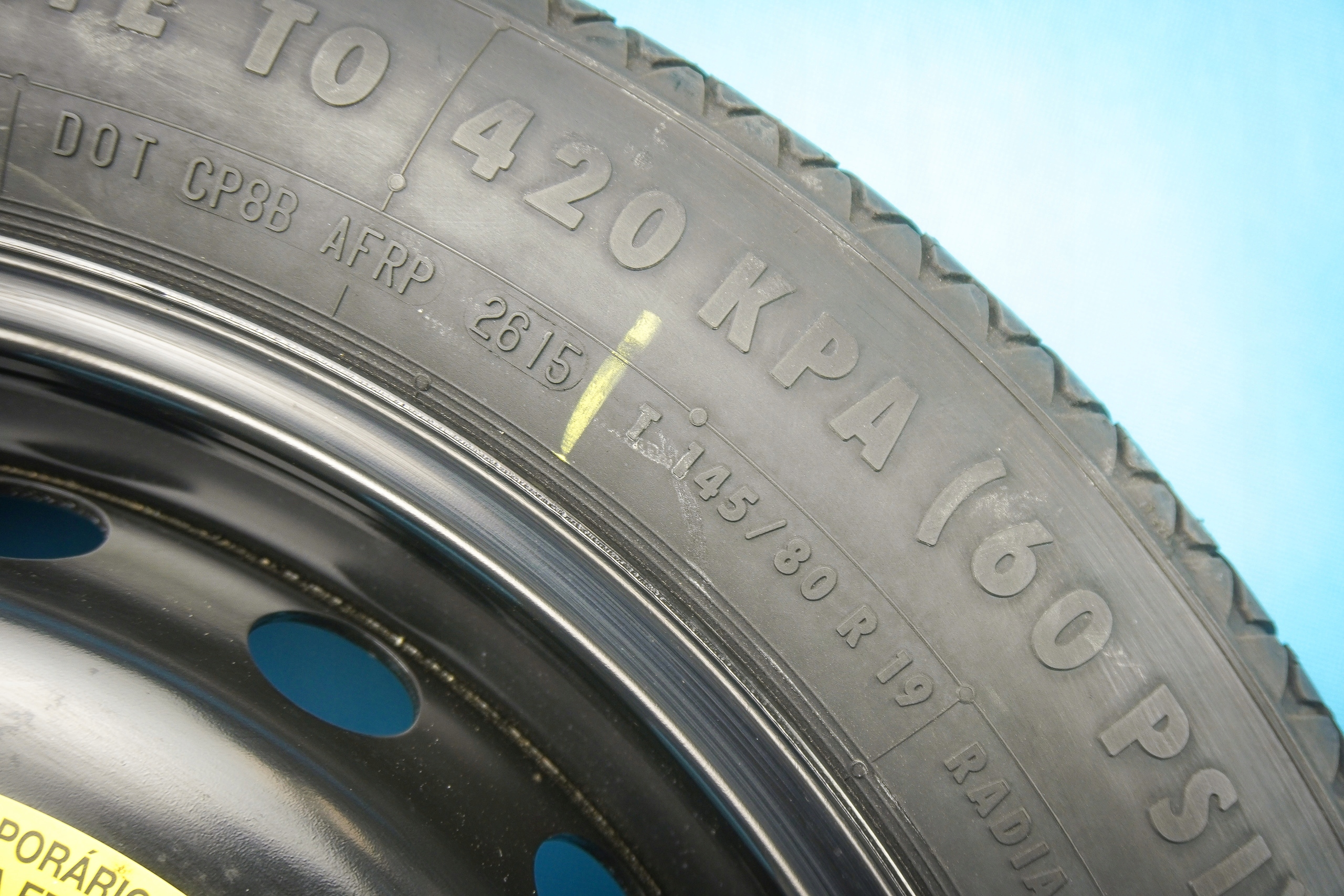 wheel spare spare tyre Audi A8 S8 4H 4H0601027E