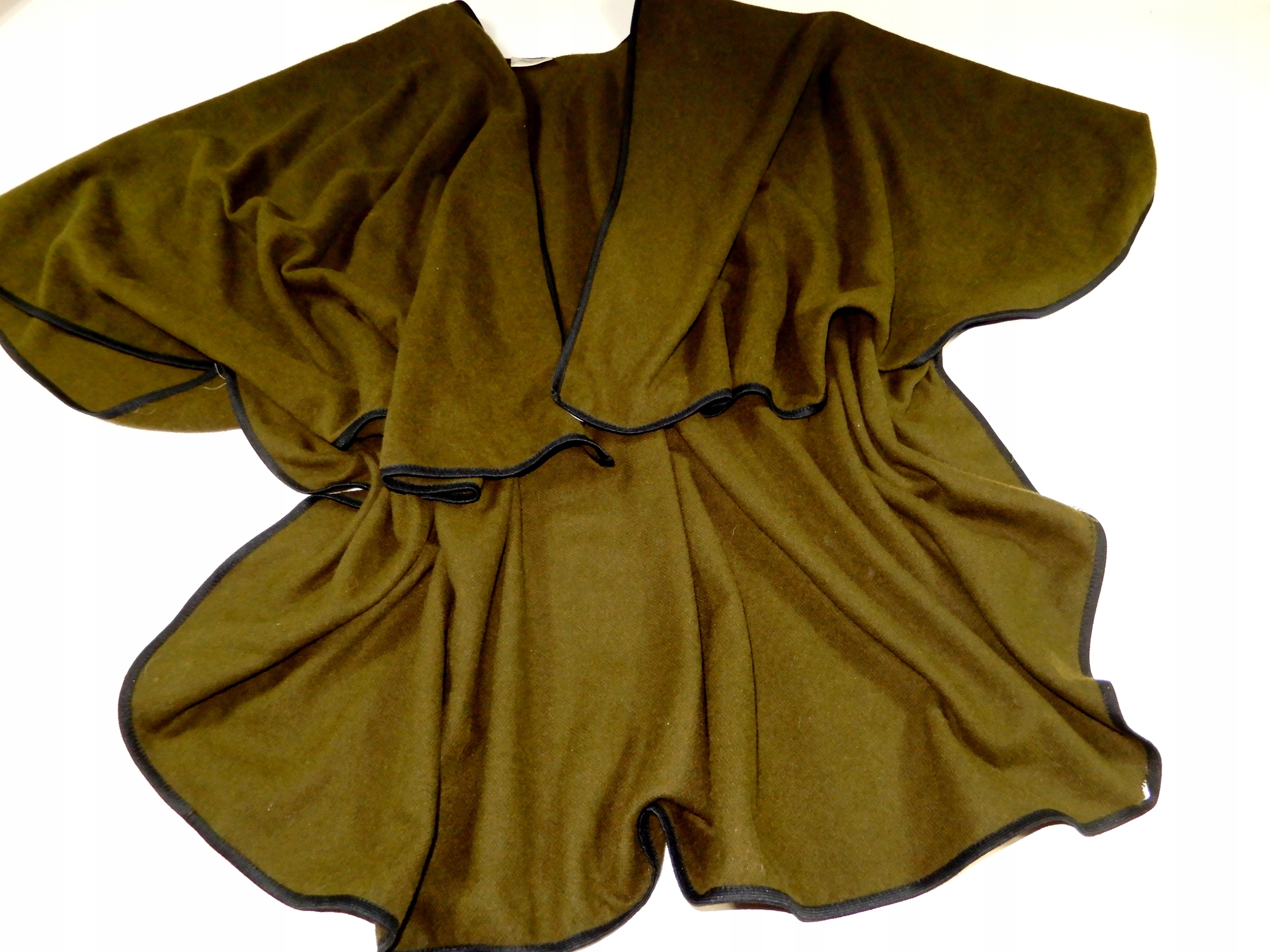 TAILORING PONCZO NARZUTKA UNIWERSALNY