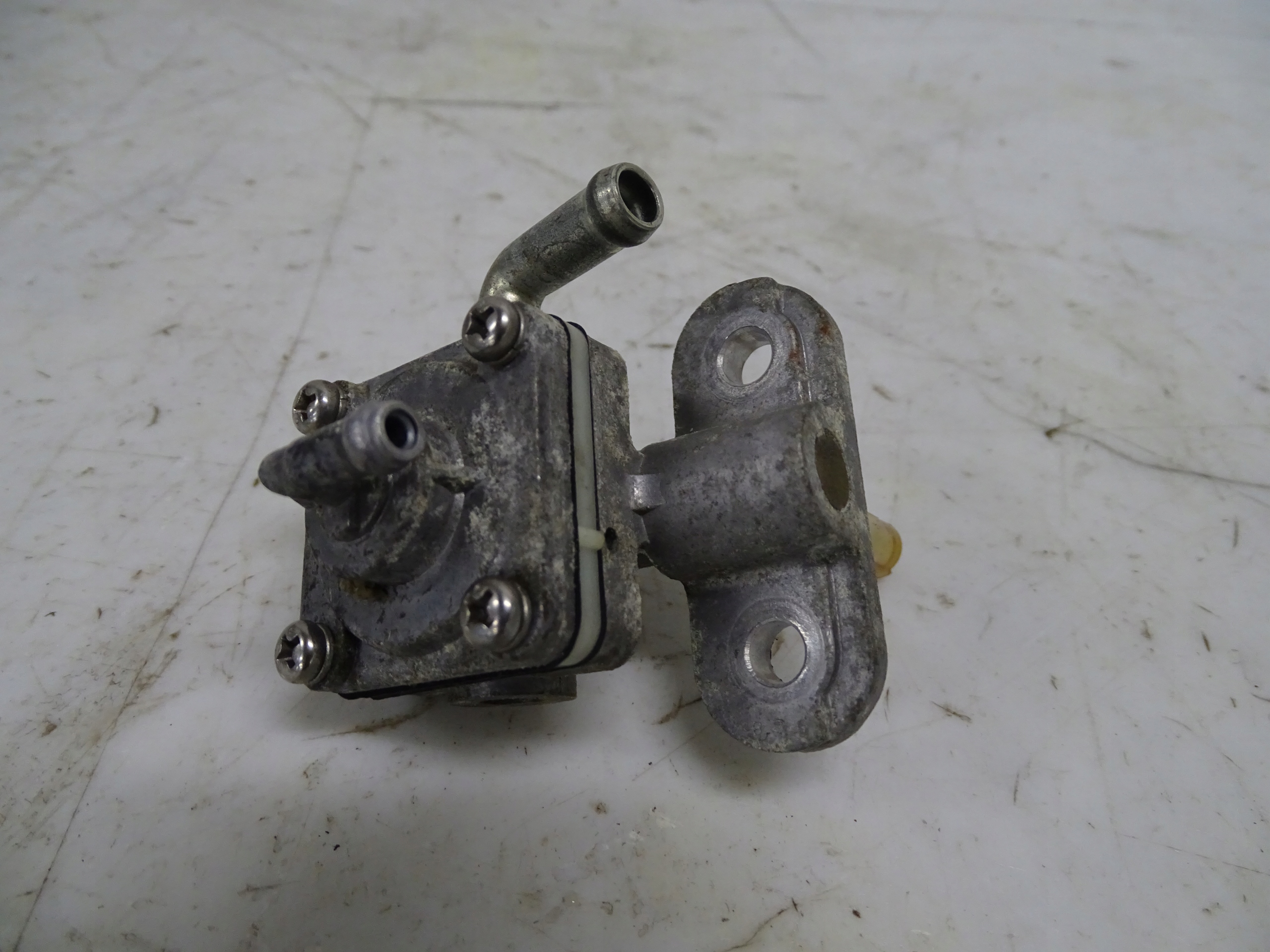 Suzuki Bandit GSF 1200 05-06 топливный кран