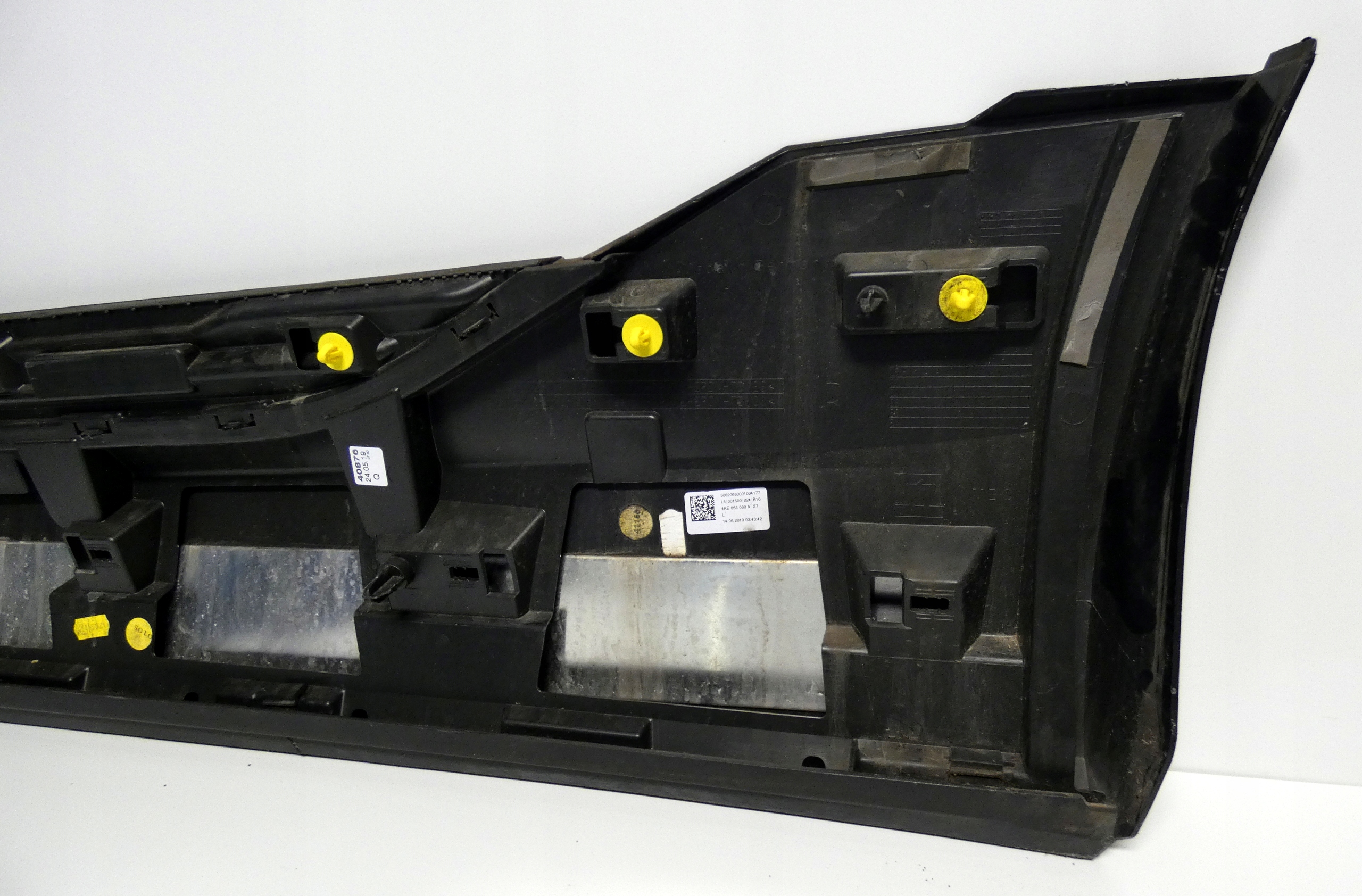 AUDI E-TRON ETRON 4KE853060A moulding door right rear part