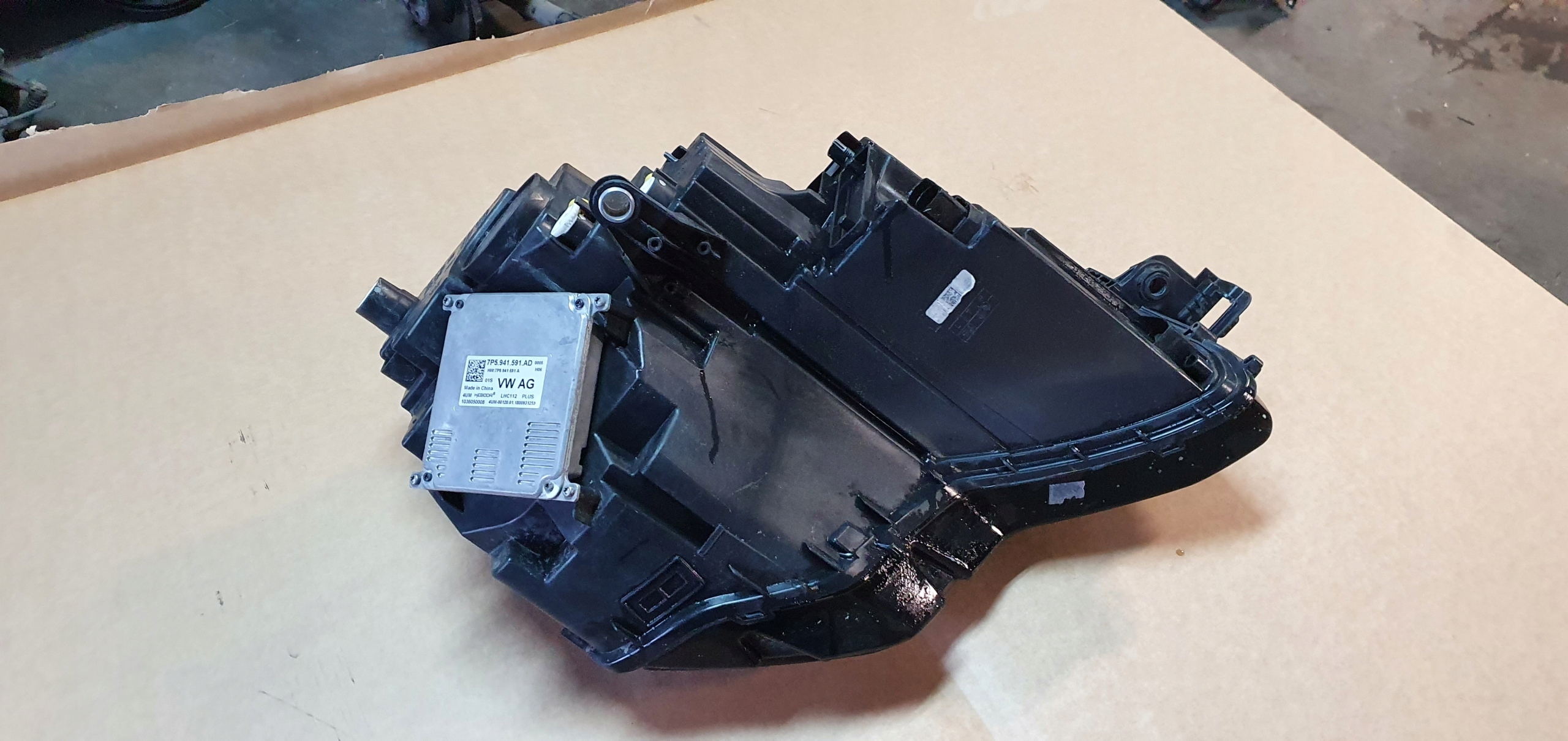 light SKODA KAROQ LED 57B941015B left KPL IDEAL
