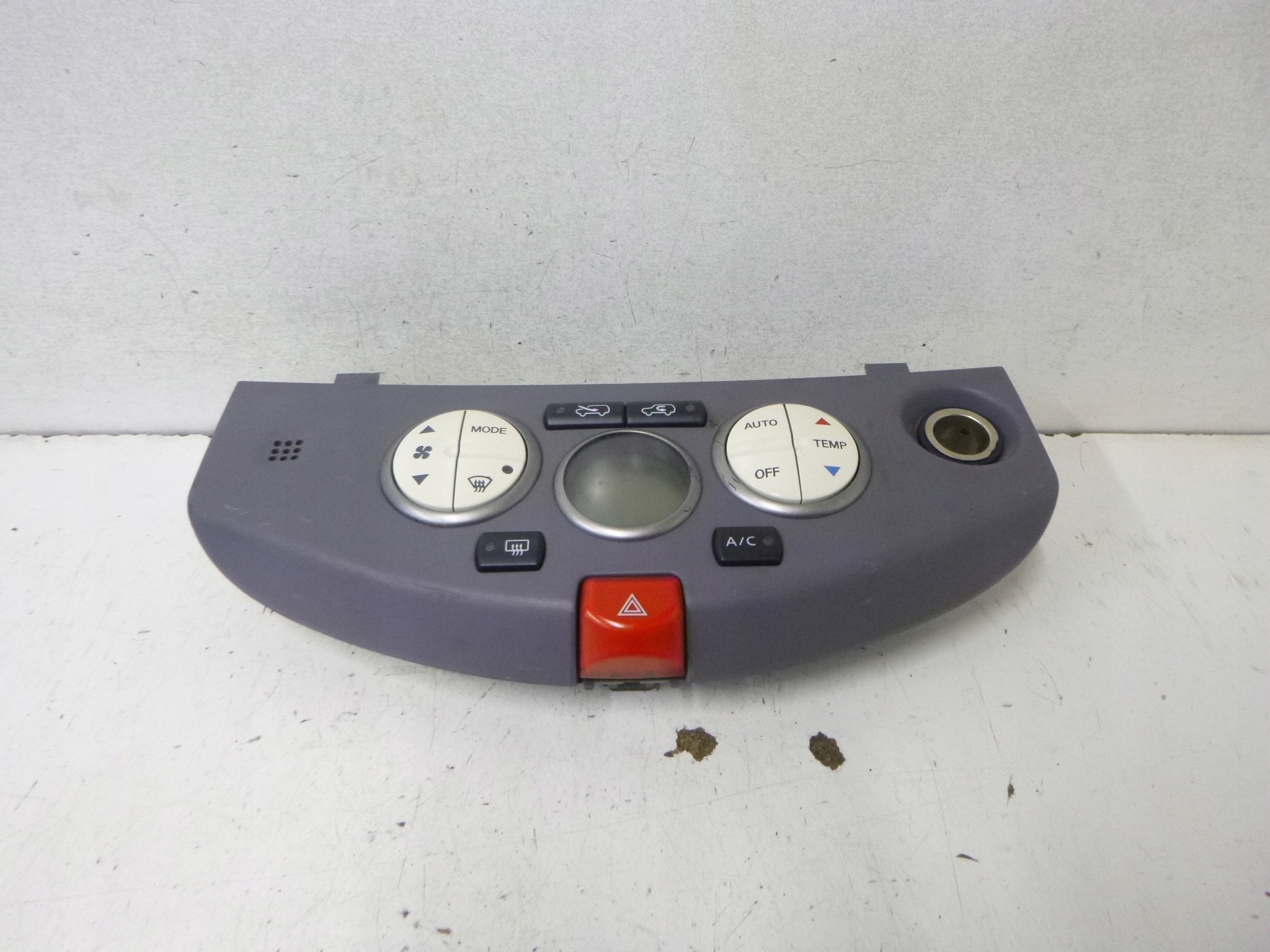 Unite commande clima Bouches buses Nissan Micra K12 03r.