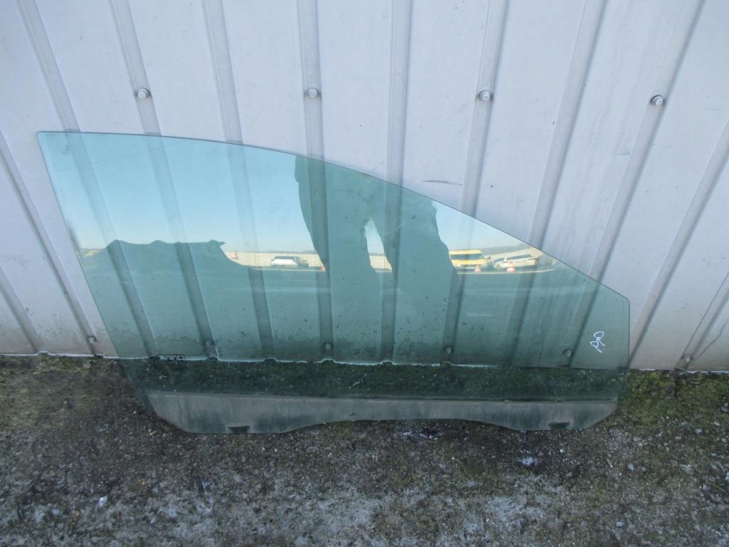 FORD FOCUS MK2 5D/KOMBI 04-11 SZYBA PRAWA PRZEDNIA
