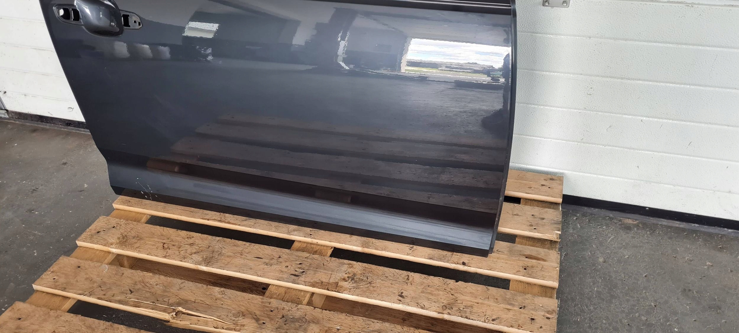 A4 B9 8W door right right front front LX7L 8W0831052