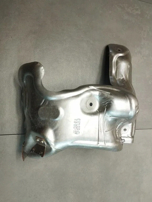 BMW X1 F48 Blende Abdeckung TERMICZNA 8571893