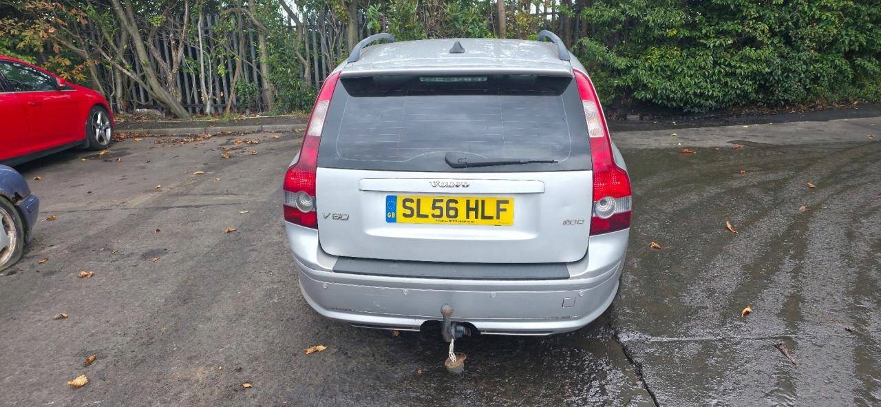 moulding bonnet Volvo V50 2007 30699682