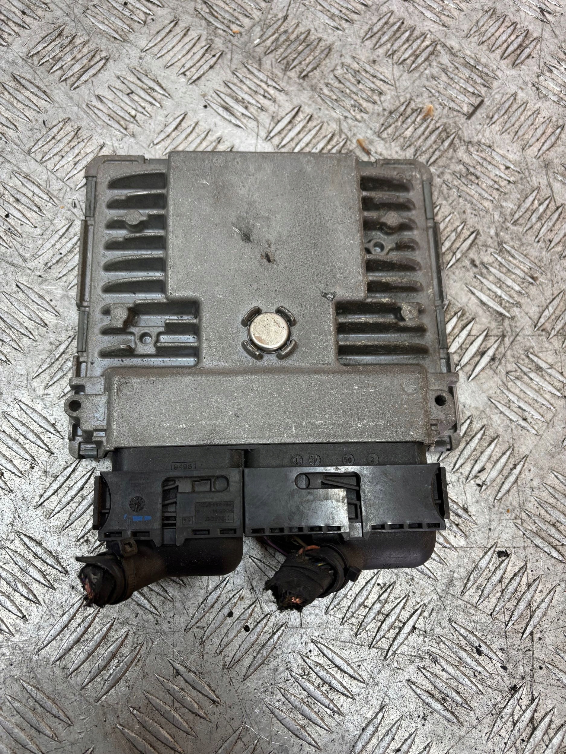 control unit of the engine 1.2 TSI 03F906070HA SKODA RAPID