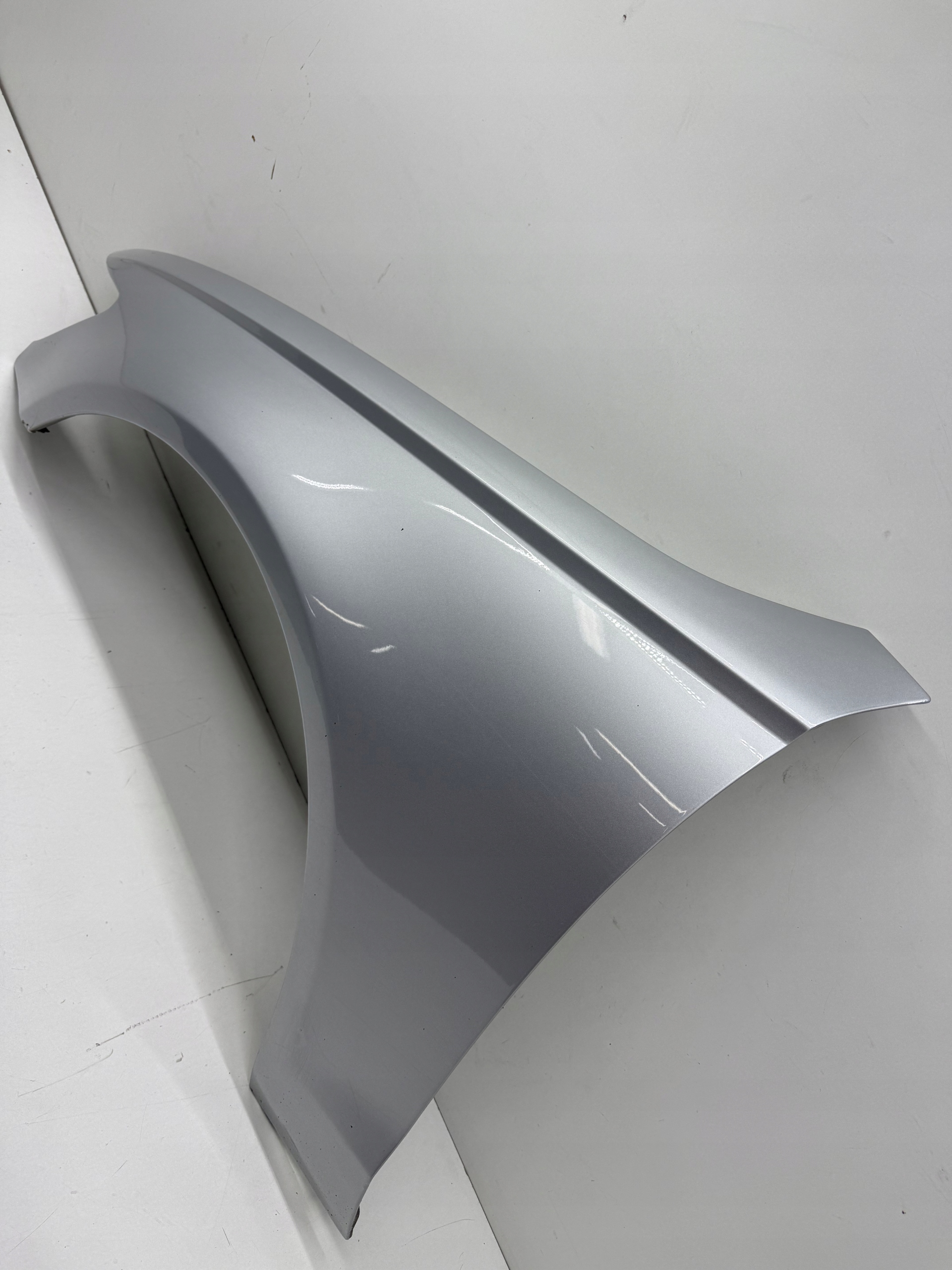 AUDI A6 S6 C7 fender left front colour LX7W SREBRNY original