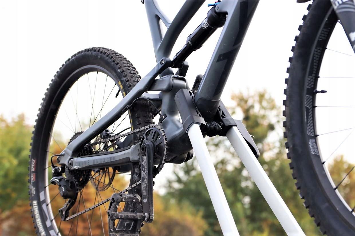 BAGAZNIK DACHOWY ROWEROWY UCHWYT ROWEROWY NA DACH Handle carrying capacity 15 kg