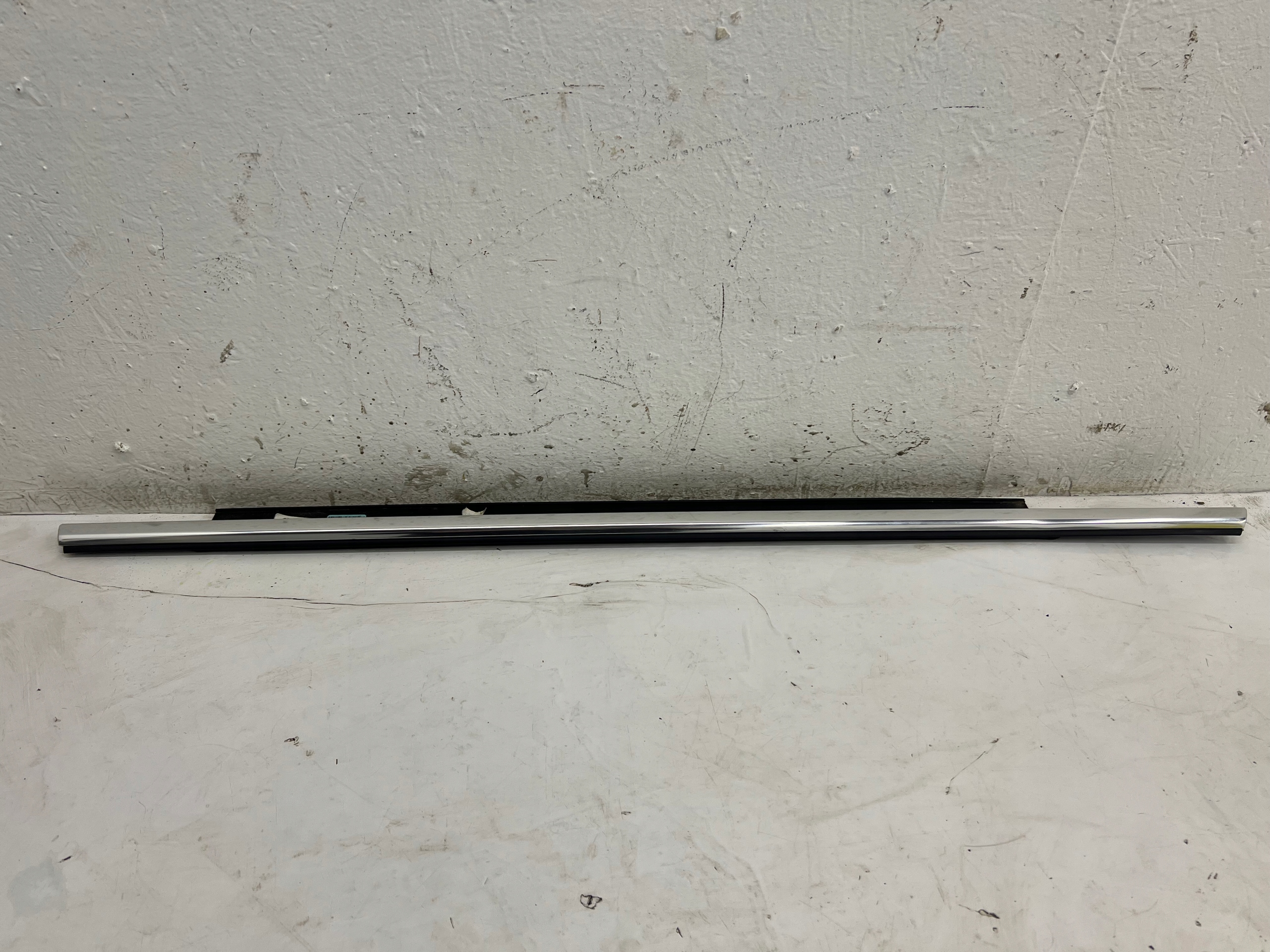 moulding dust rear part right CHROM 4G0853764 AUDI A6 C7