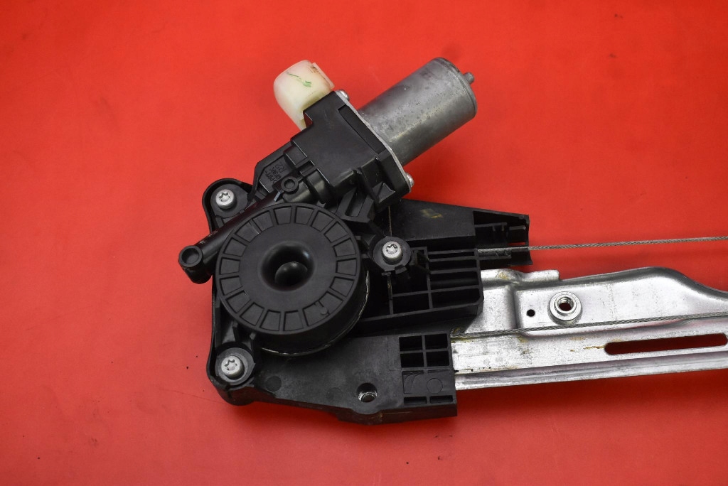 window regulator left front EU 83460-54P10 SUZUKI VITARA 3 III LIFT 18-24