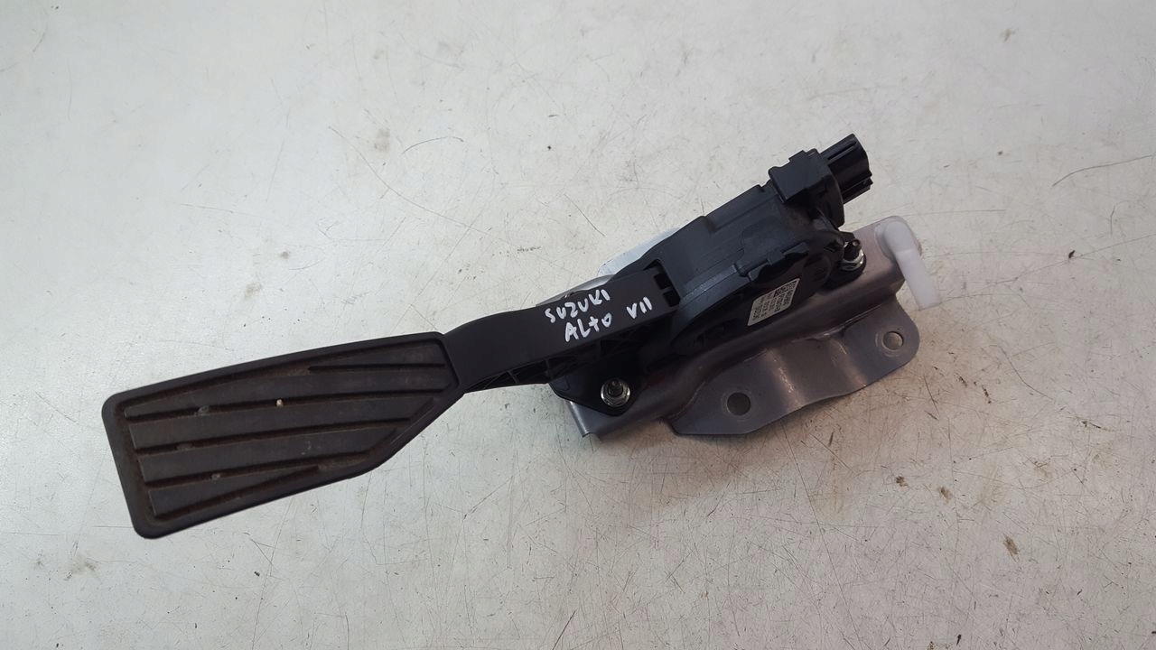Gaspedal Suzuki Alto VII 1,0