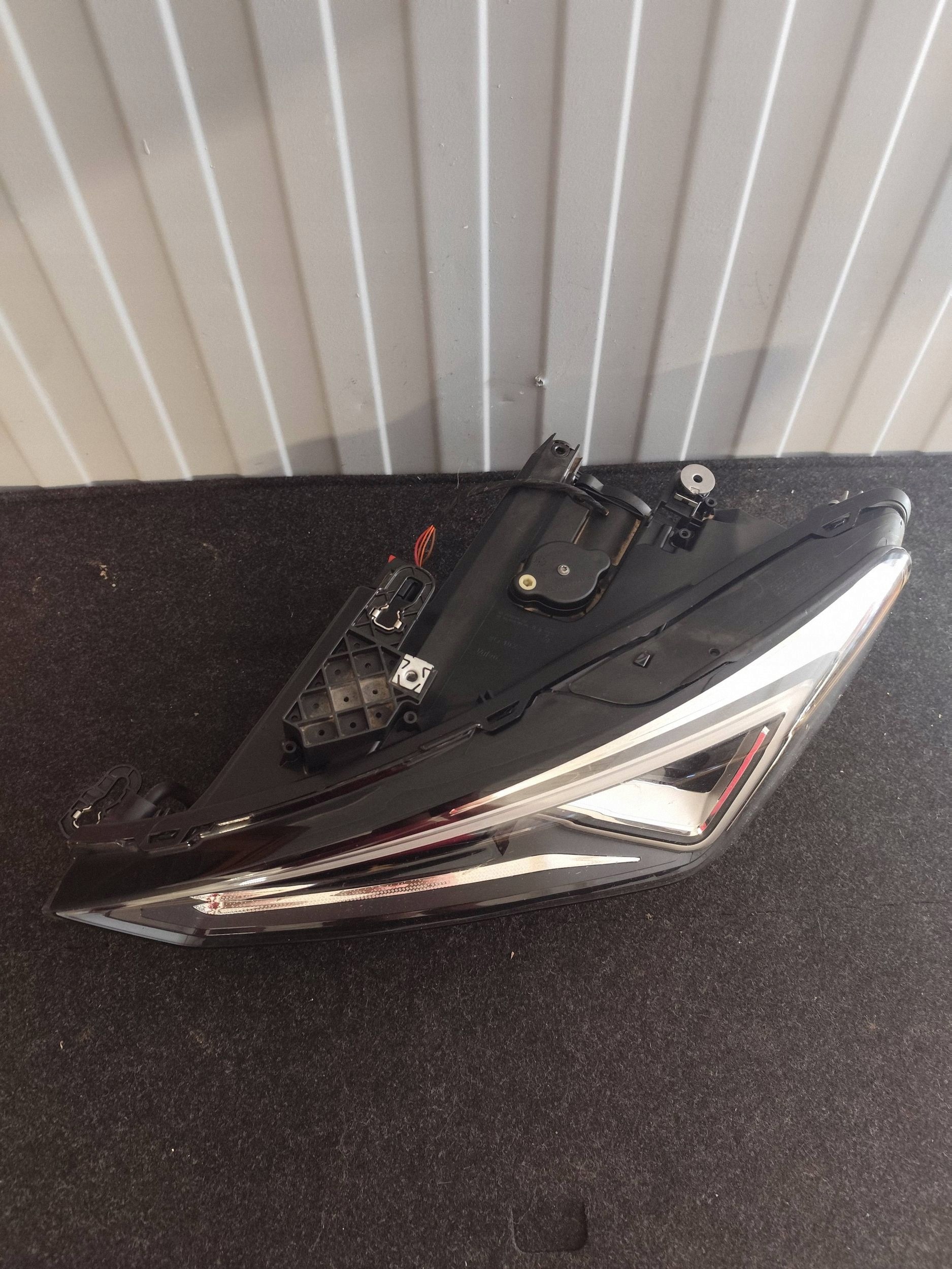 CUPRA FORMENTOR light front left FULL LED 5FG941007H complete dismantling