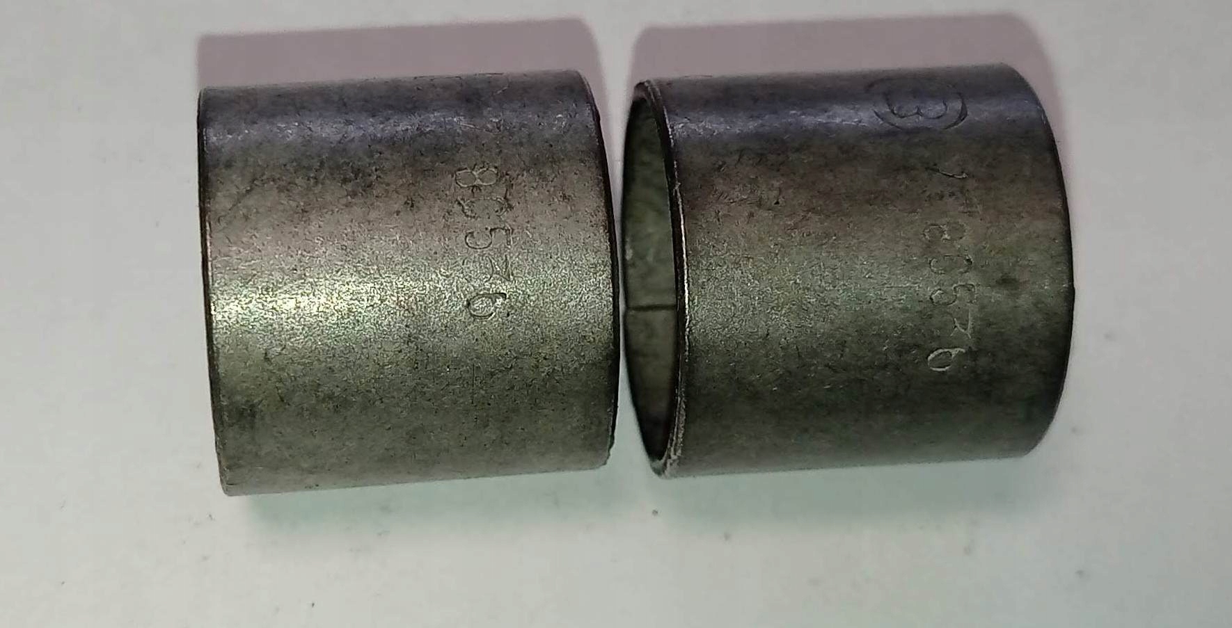 TULEJKA GŁÓWKI KORBOWODU FIAT 126P CINQUECENTO cena za 2sztuki Producent części Inny