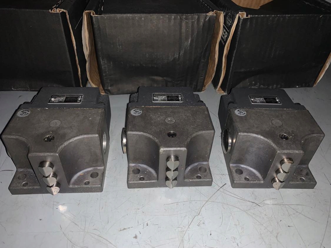 Euchner SN03D12-502-LE060 037098 Precision Row Limit Button Rodzaj przetwornik