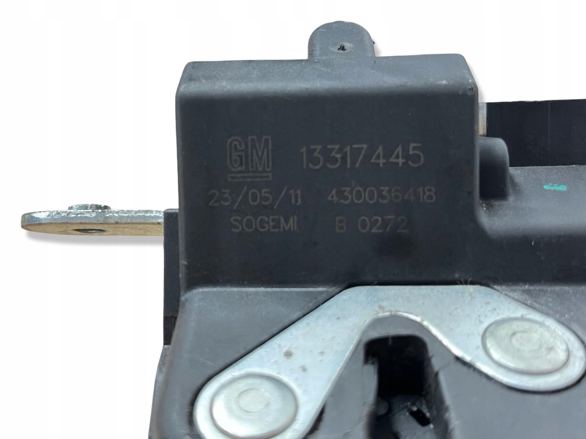 lock bonnet boot Opel Meriva B 2011 13317445