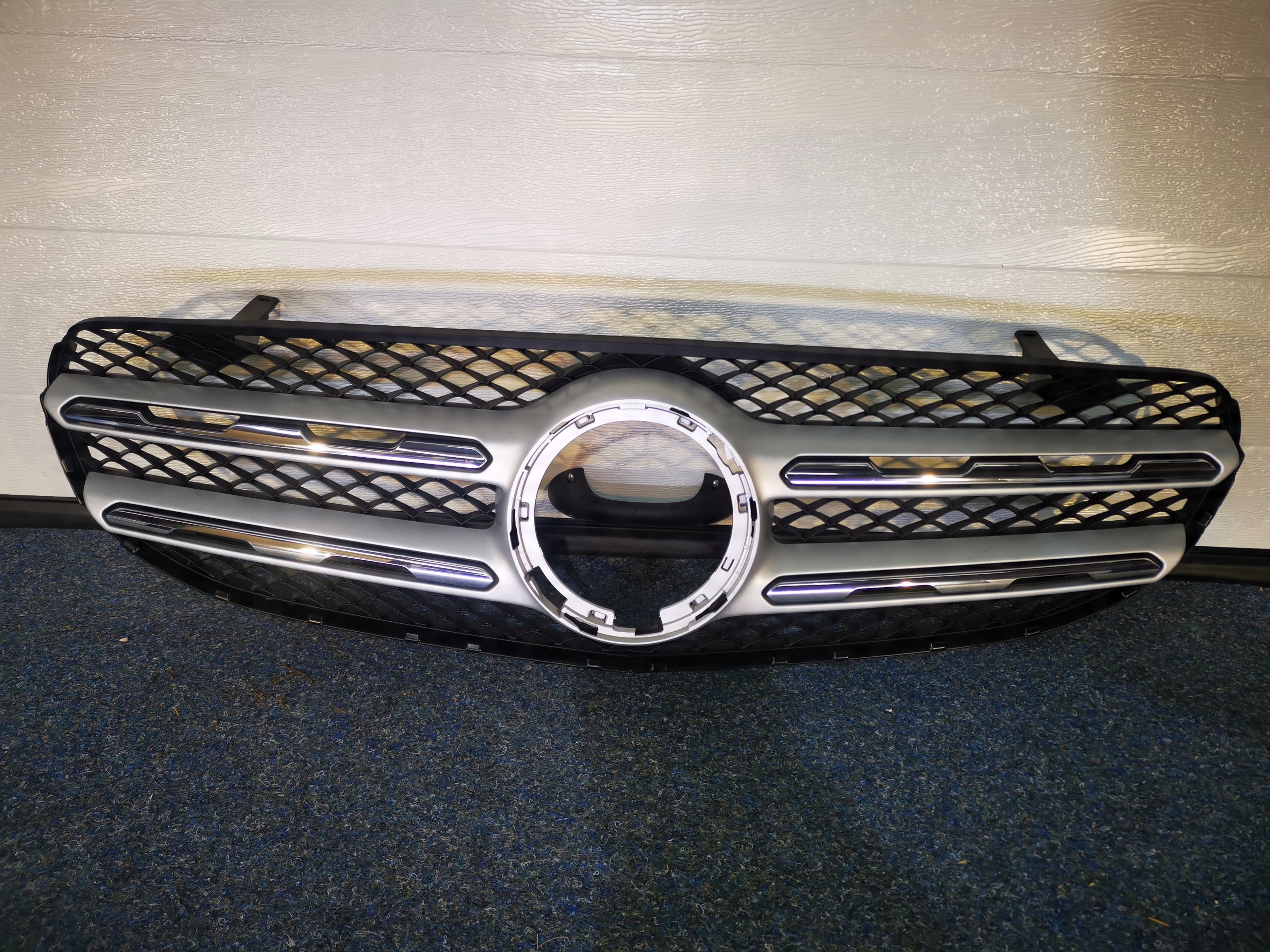 Mercedes Grill AMG