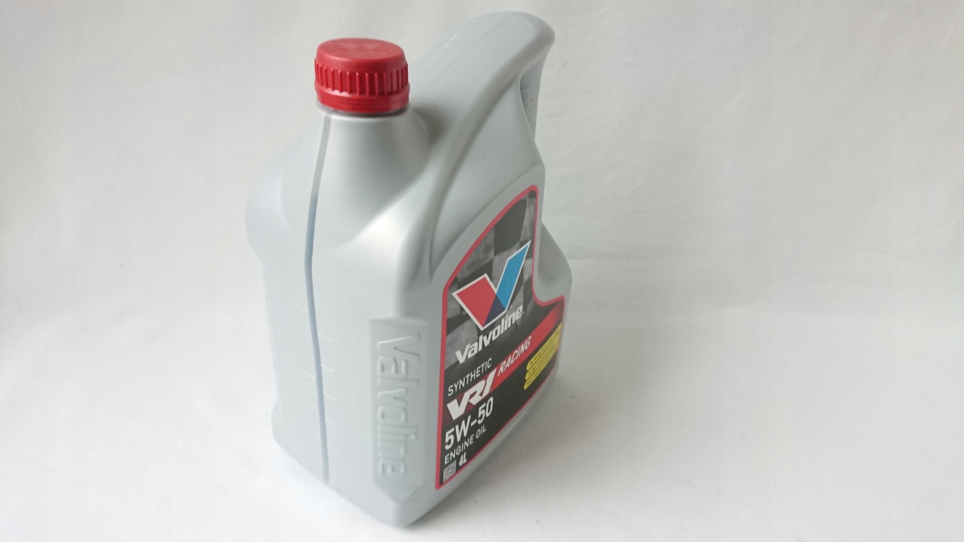 OLEJ VALVOLINE RACING VR1 5W50 SYNTETYK 8L Model VR1 Racing