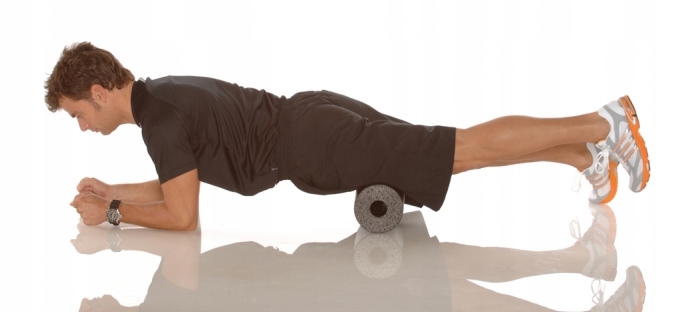 WAŁEK DO MASAŻU ROLLER DO ĆWICZEŃ BLACKROLL STD Model NORMAL-BLACK