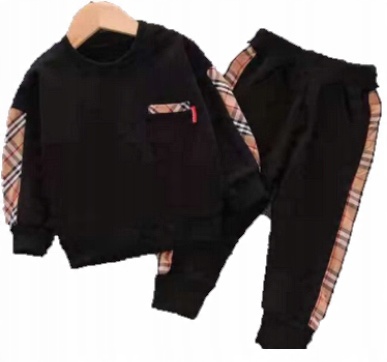 

Komplet dres chłopięcy spodnie bluza r. 98