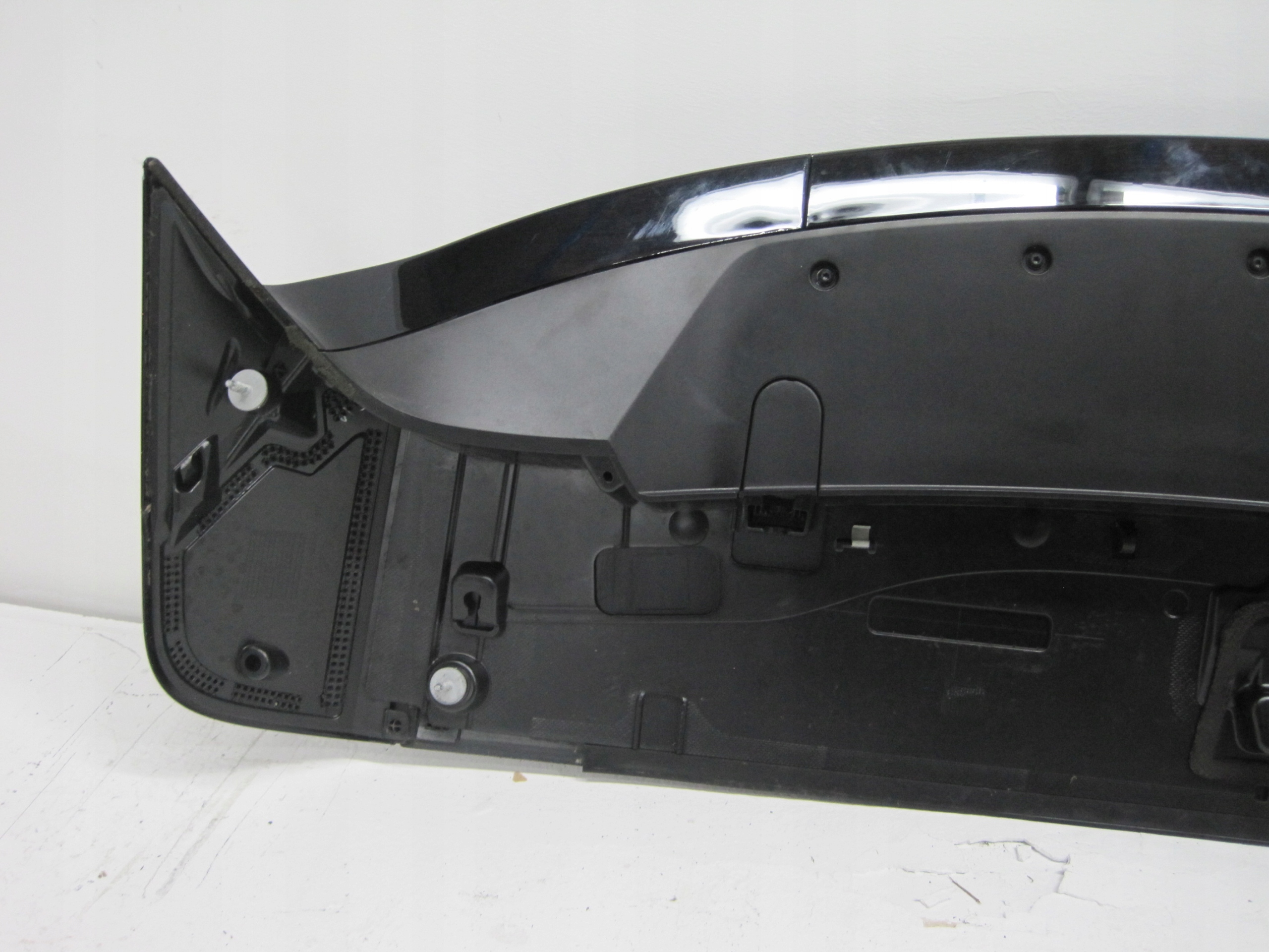visor bonnet spoiler LOTKA JAGUAR E PACE J9C3-44210-P