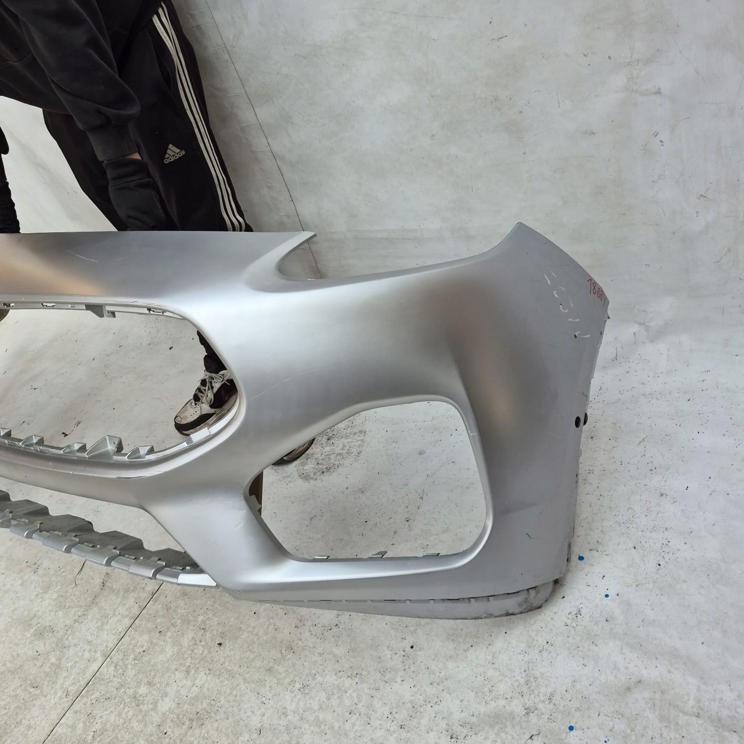 MASERATI GRECALE 22- bumper front front PDC 670157345