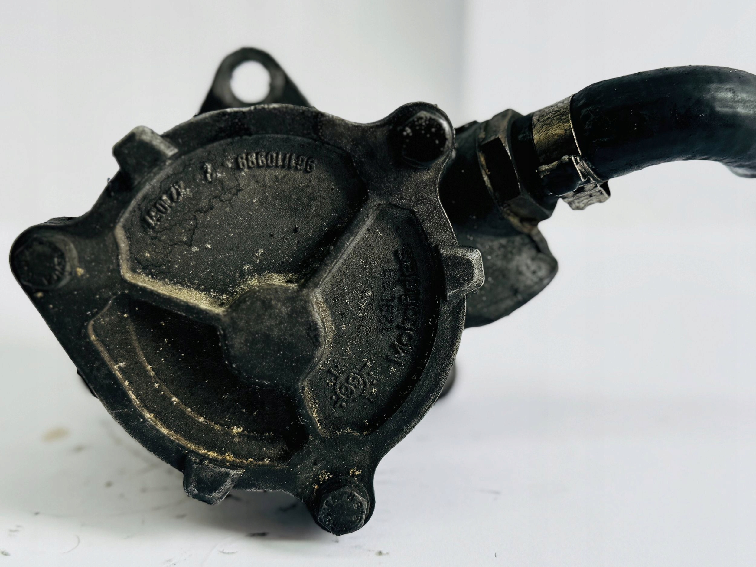 Pompa VACUM FIAT BRAVO e 1.9 TD 46533295