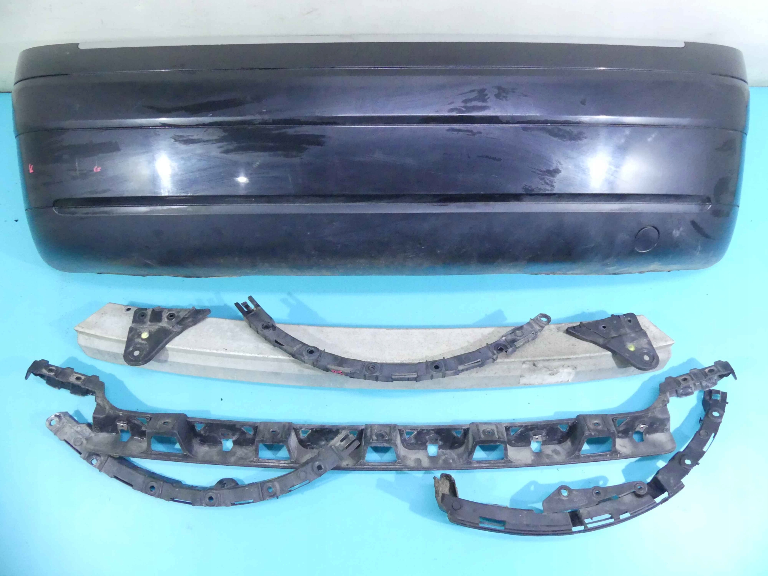 БАМПЕР ЗАД. AUDI A2 ЧОРНИЙ Lz9w HB