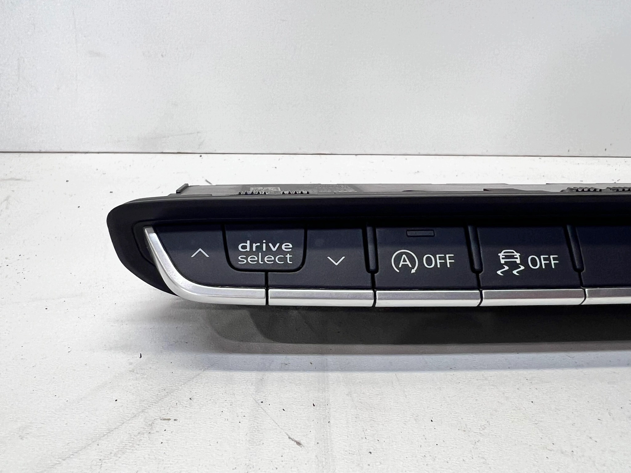PANEL GUZIK DRIVE SELECT START STOP ESP PDC AUDI A4 B9 8W0925301BD