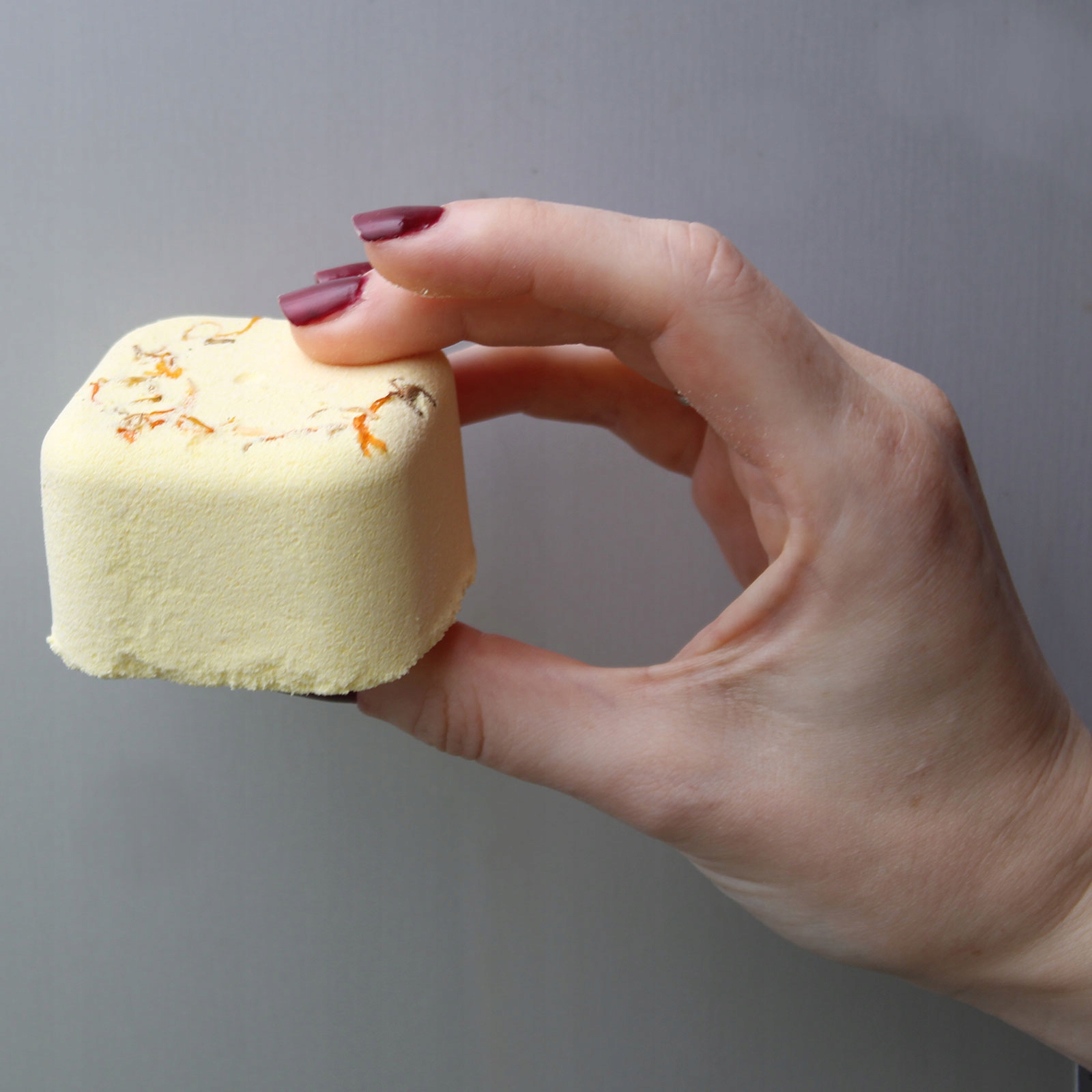 Aromaterapeutyczna Kostka pod Prysznic-Koncentracj Kod producenta AROSS-03a bv