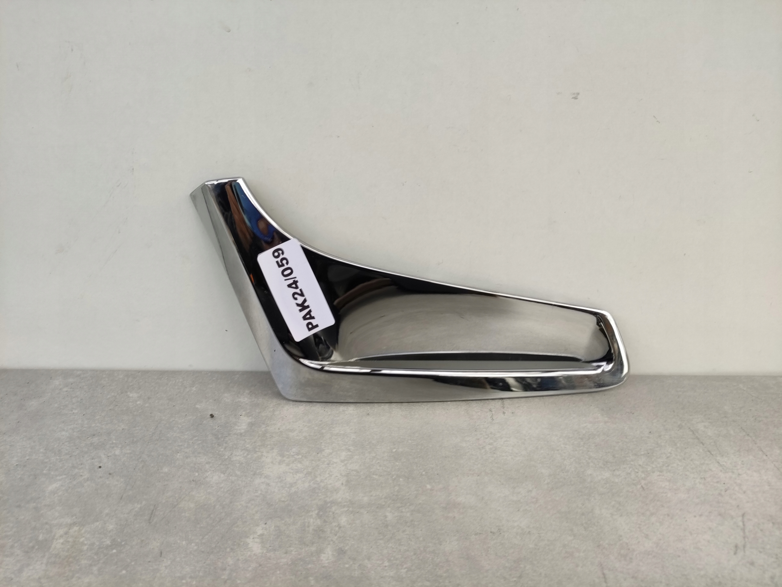 BMW 7 G11 G12 m-packet pravá lišta blatníku přívod CHROM PAK24/059