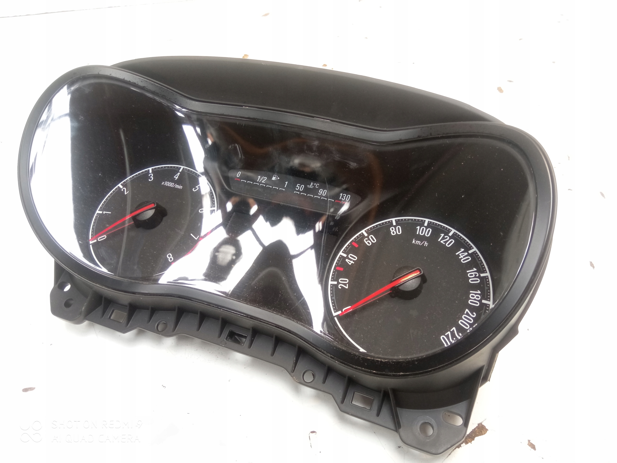 OPEL CORSA E dials dials 39204199 EUROPA BEN