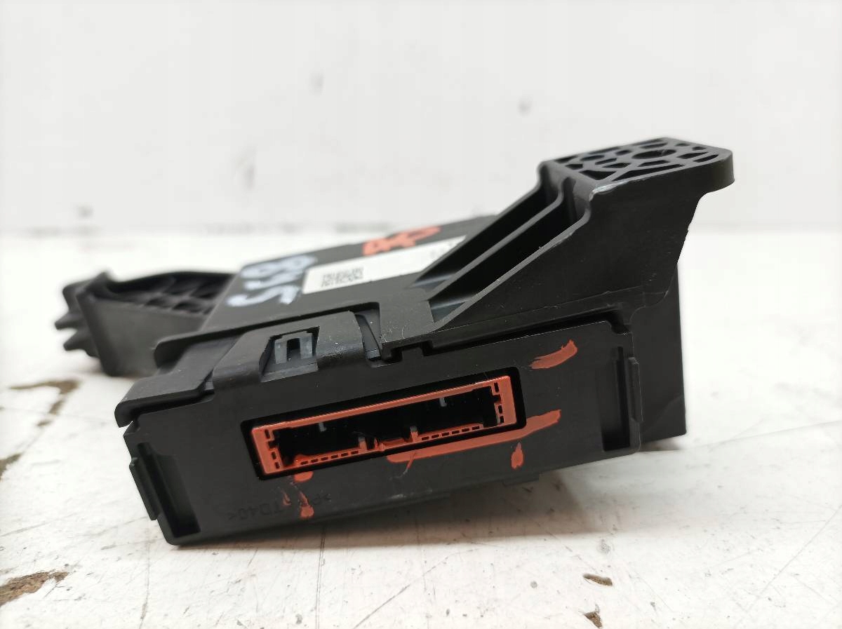 Module E16 E18 88650-02F51 Toyota Corolla XI (2013- )