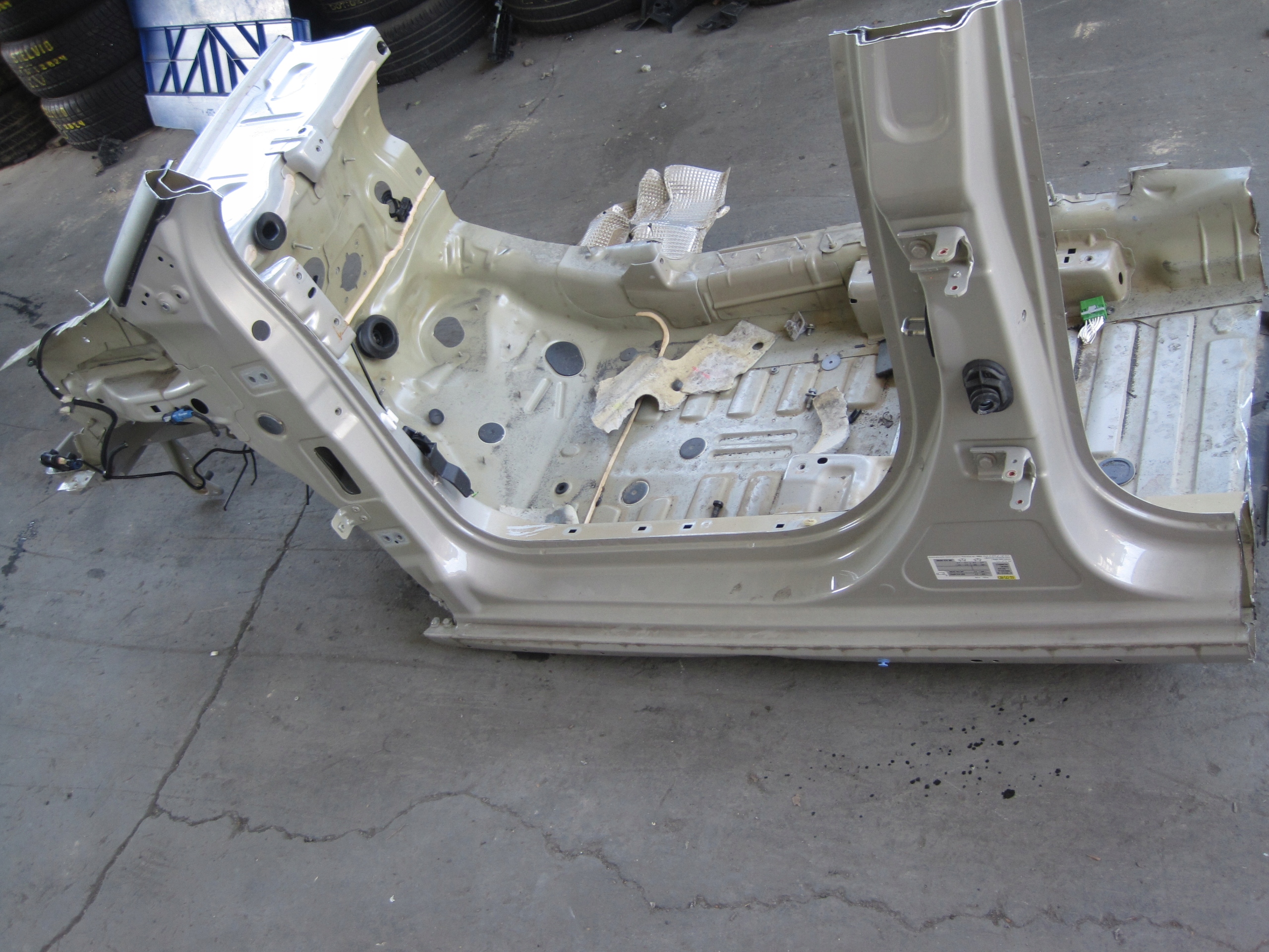 quarter left CITROEN C3 III 23R