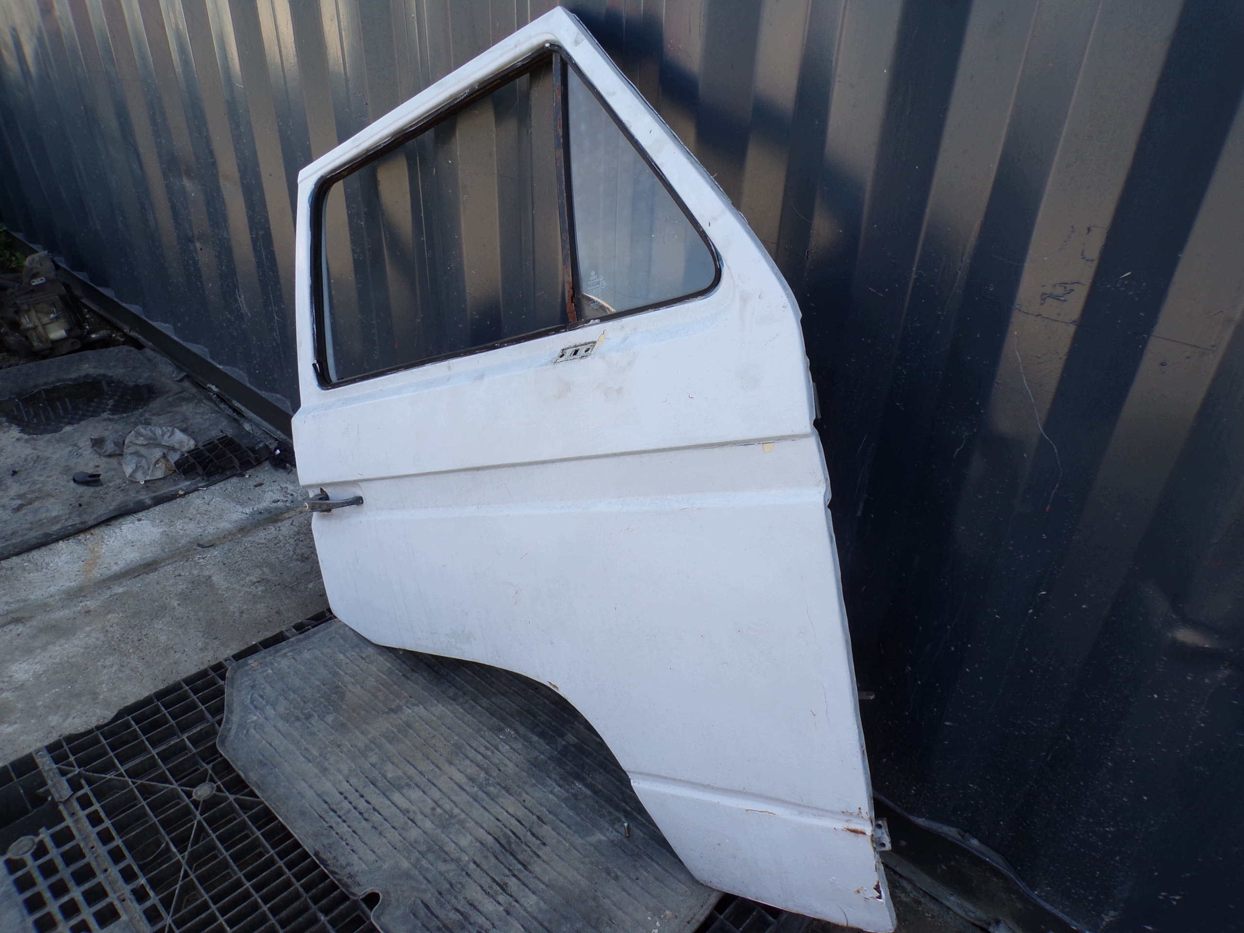 door right front right front VOLKSWAGEN TRANSPORTER T3 (R1)