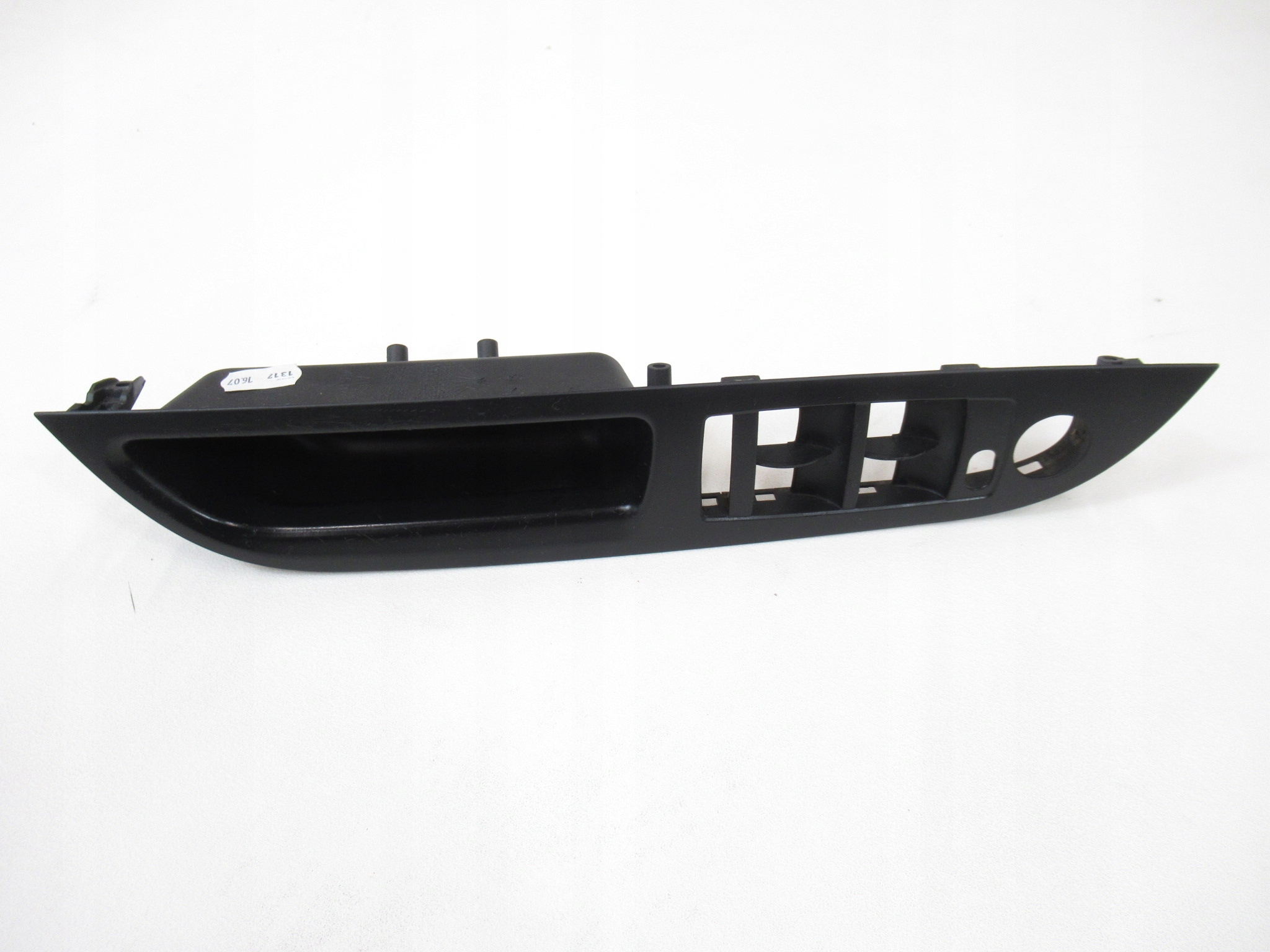 cover panelu of the window passenger compartment left BMW e60 e61 LCI