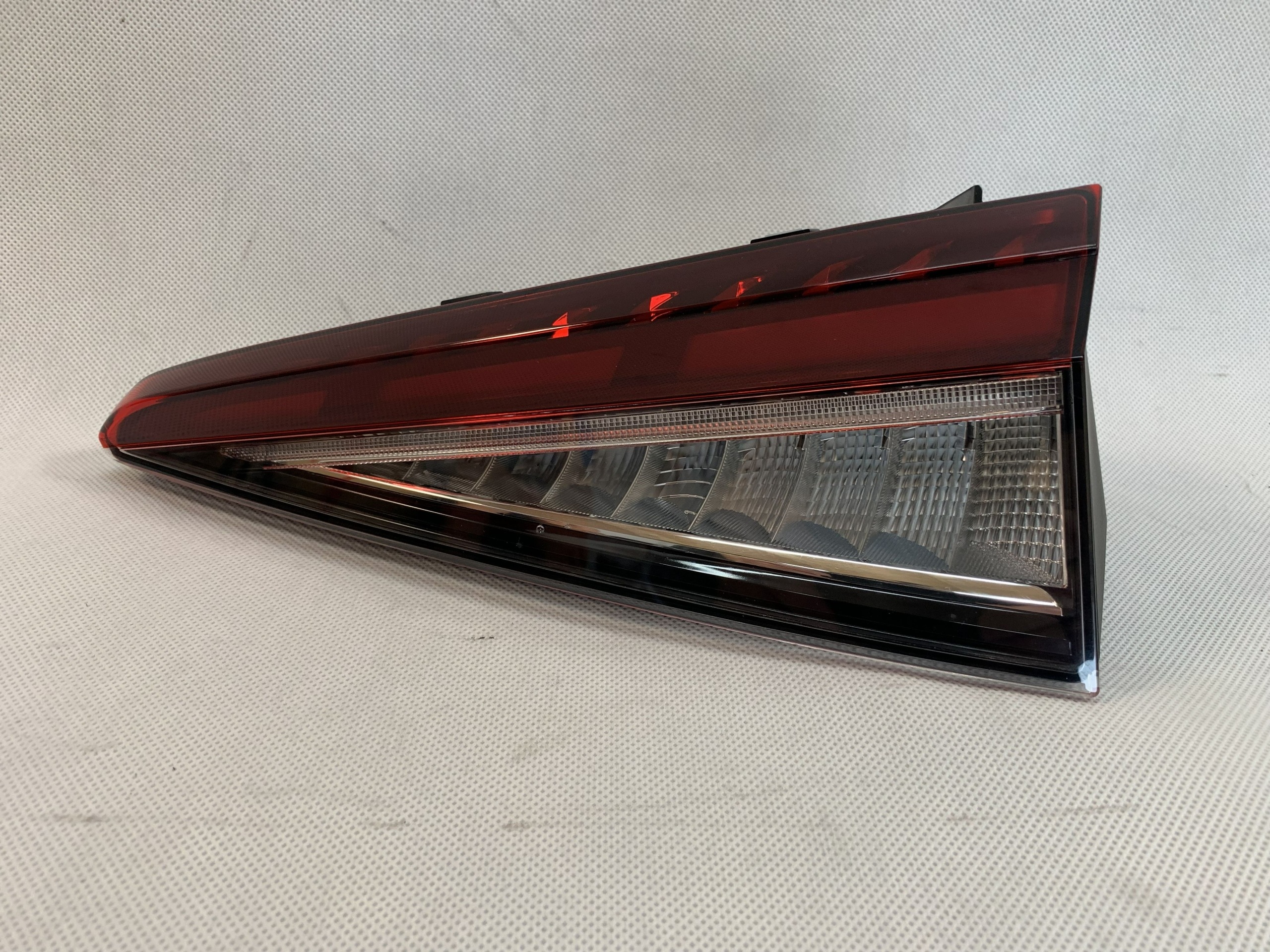 light right rear Skoda Enyaq iV 5LA 07.26