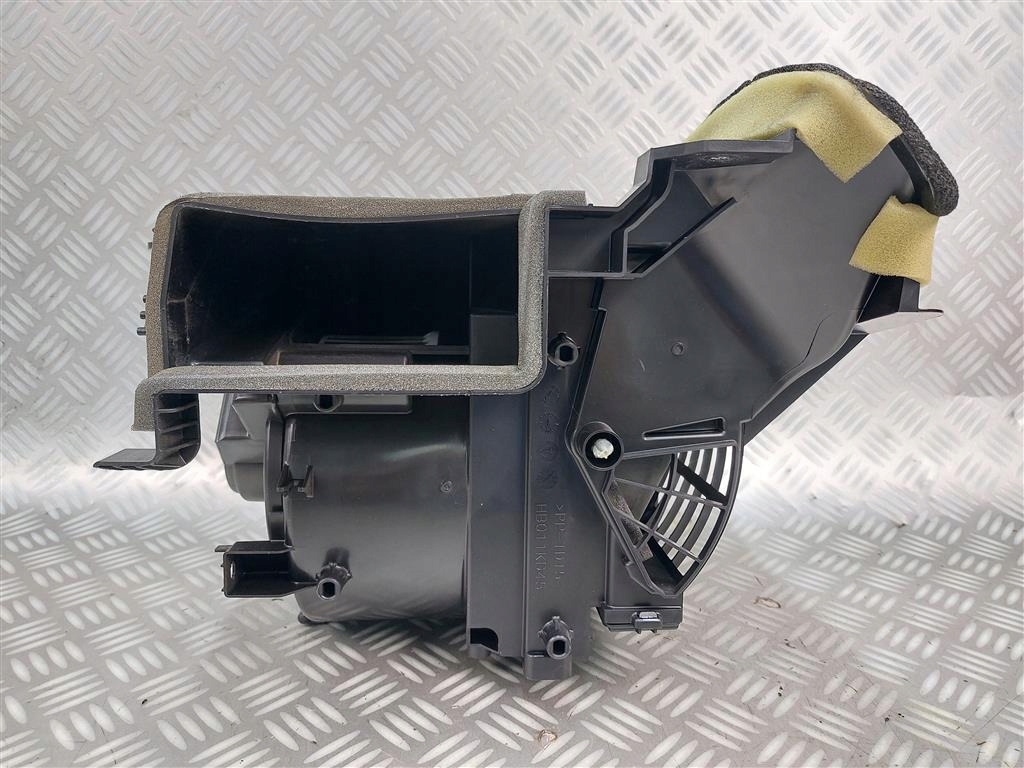 Dmuchawa wentylator Mazda CX-5 KD LIFT USA 12-17 R