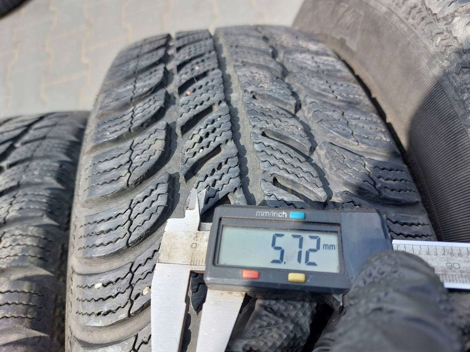 tyres winter 4 SZT 185/65R15 2009R SAVA ESKIMO S3
