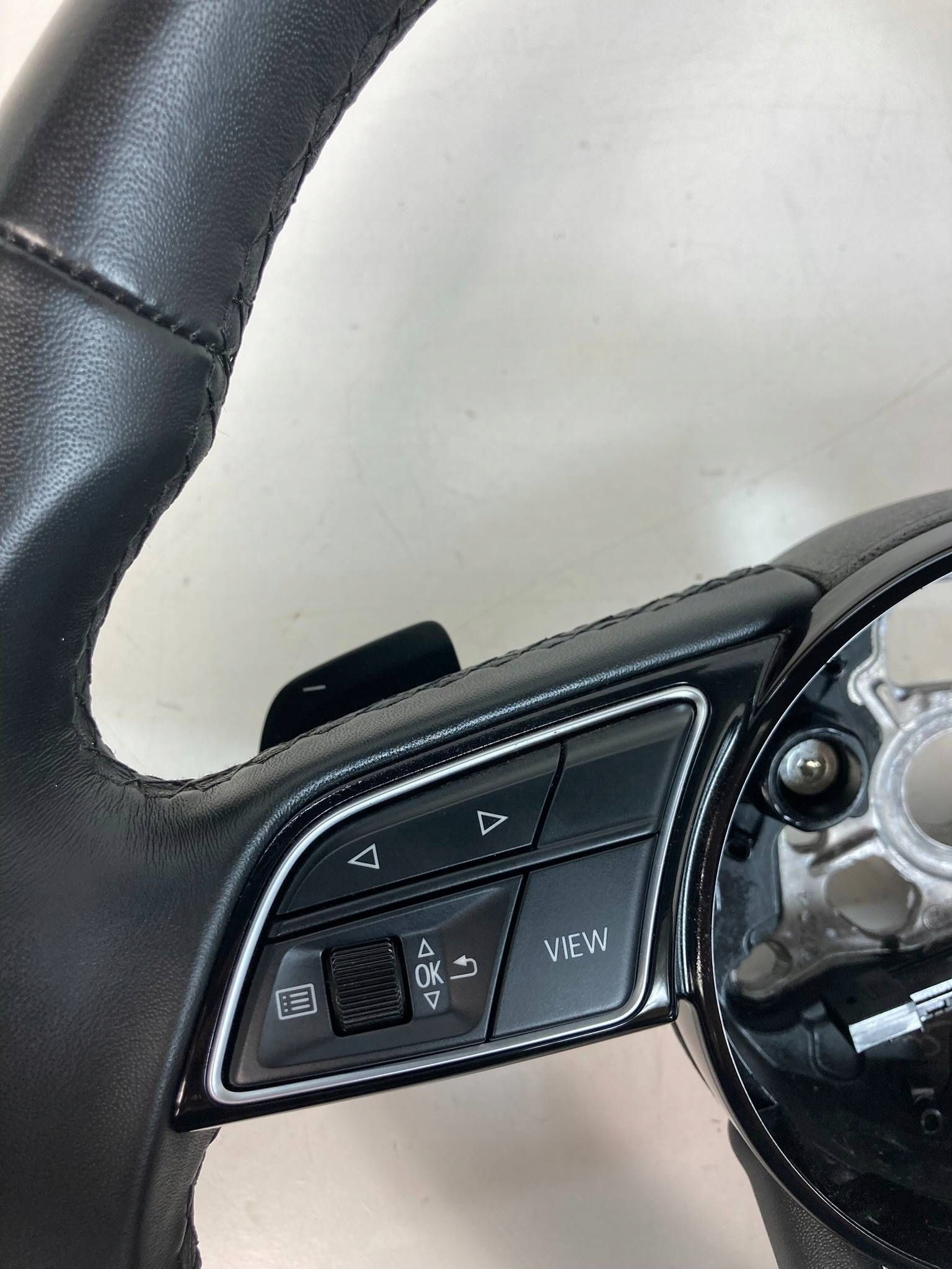 Audi A5 2023 steering wheel, leather with shifting 8W0419091FP